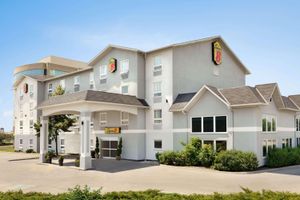 Alojamiento - Super 8 by Wyndham Ajax Toronto