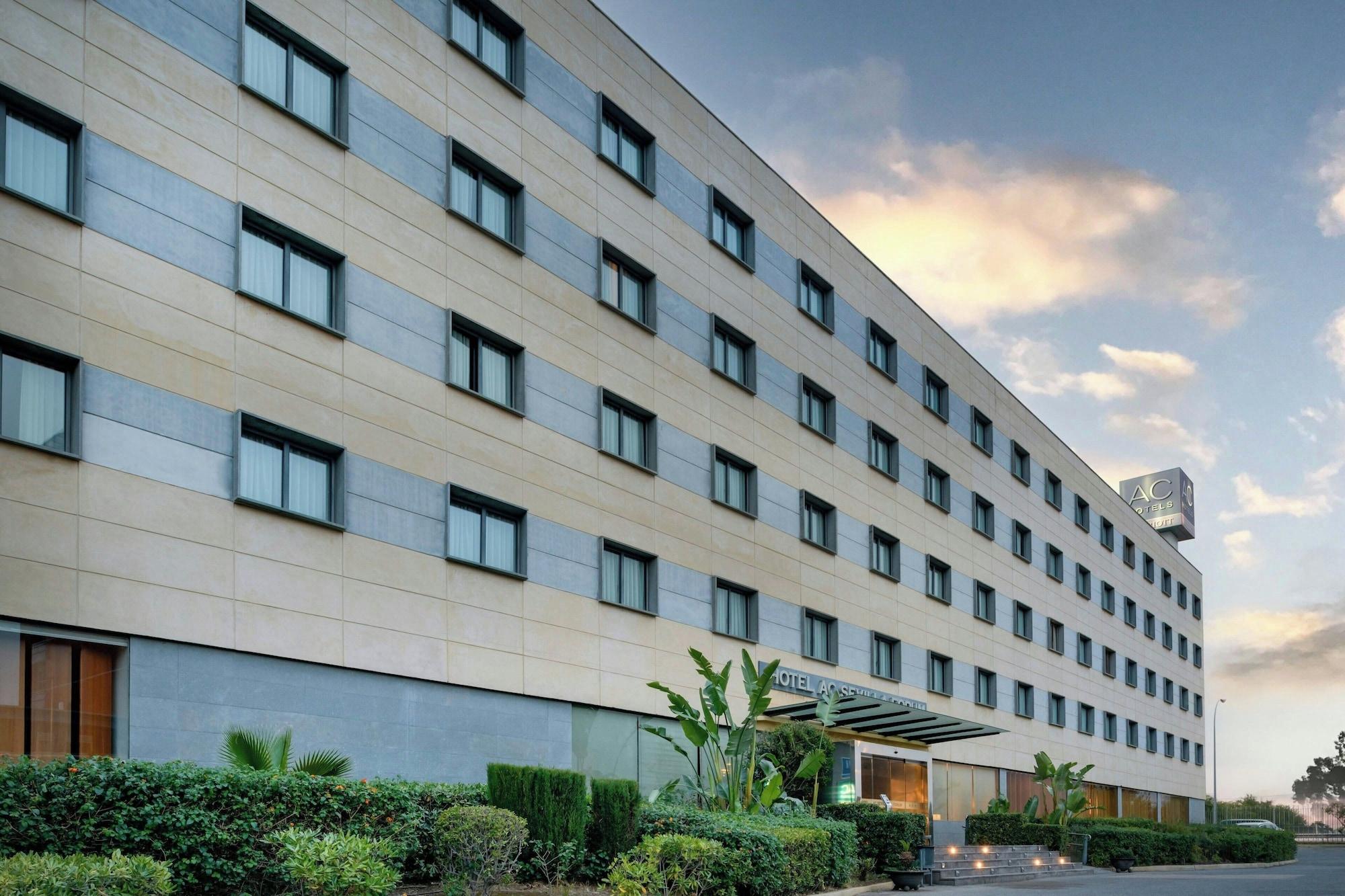 Vista Exterior AC Hotel Sevilla Fórum by Marriott