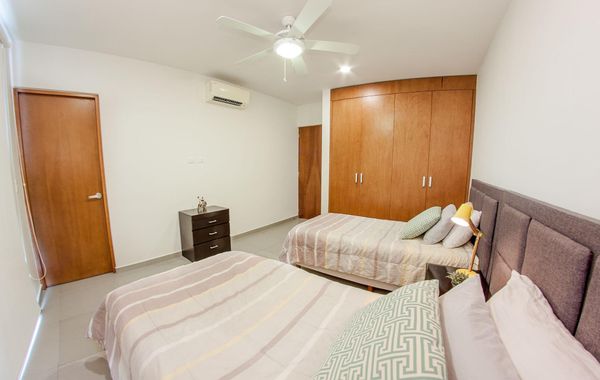Trendy 2BR condo centermost by Happy Address - Hoteles con alberca en Playa del Carmen, México