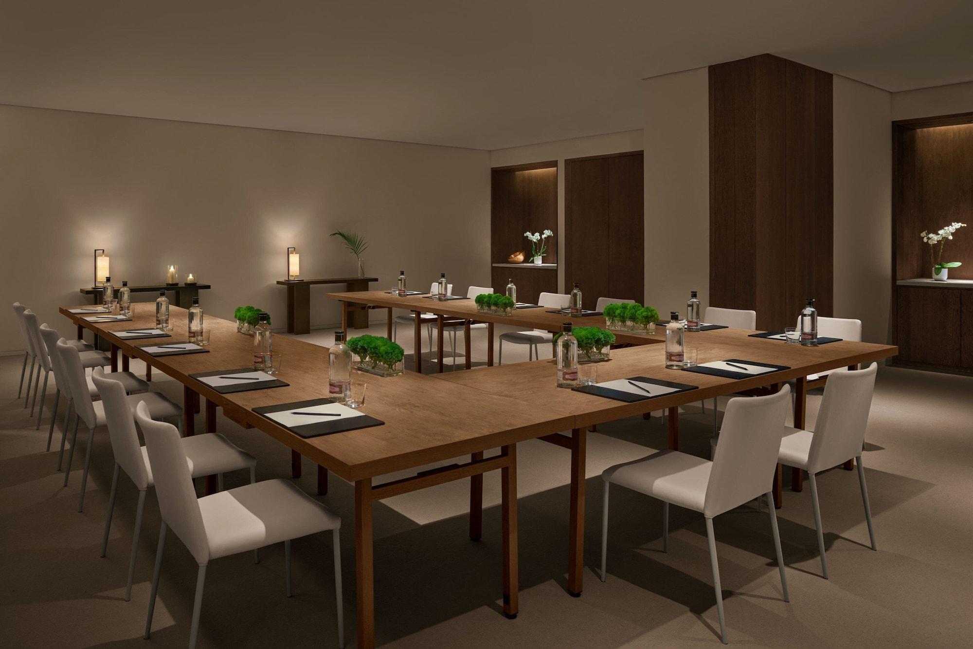 Sala de Reuniones The Madrid EDITION
