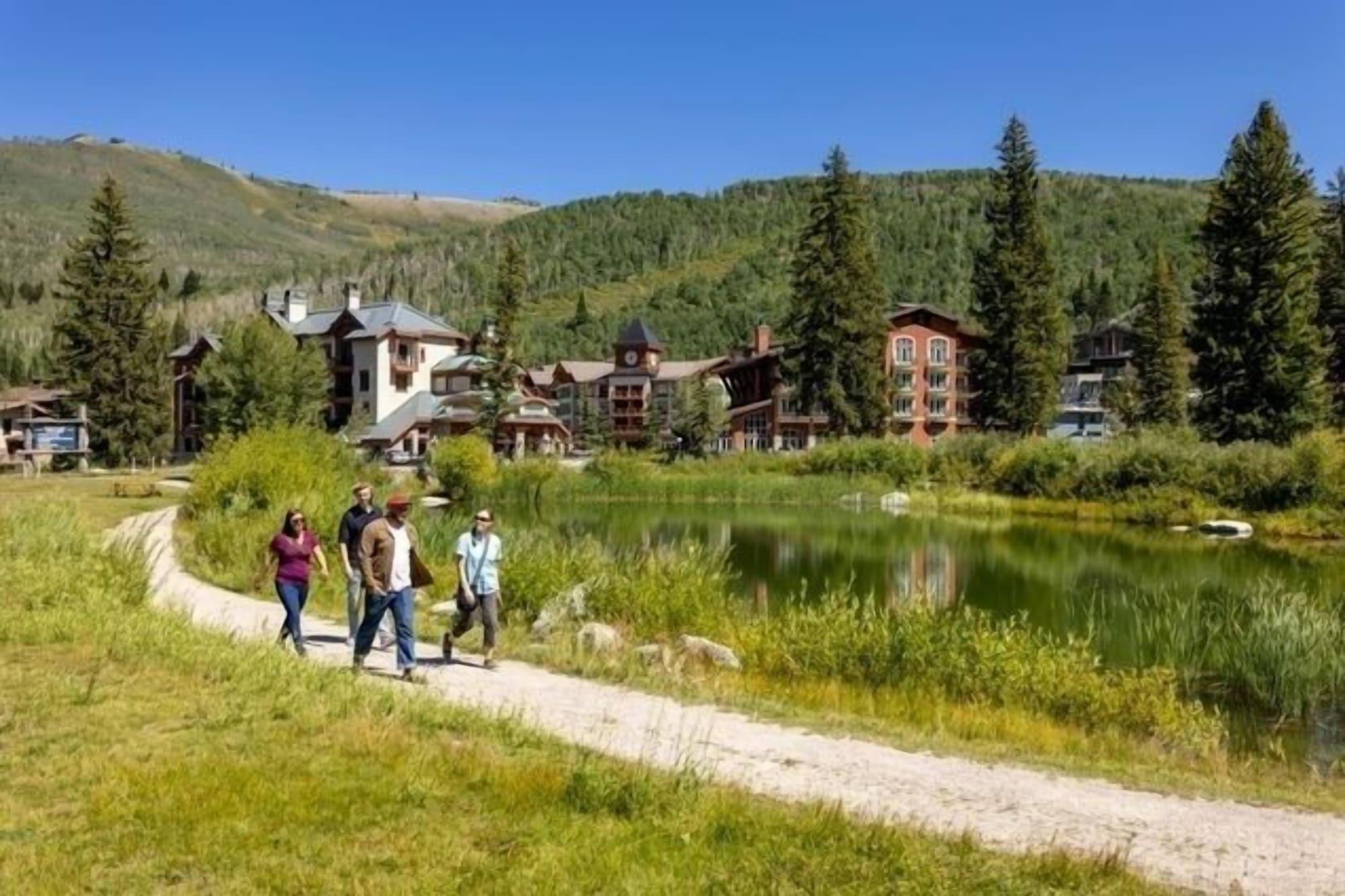 Varios 1311b - King Standard Eagle Springs West Hotel Room