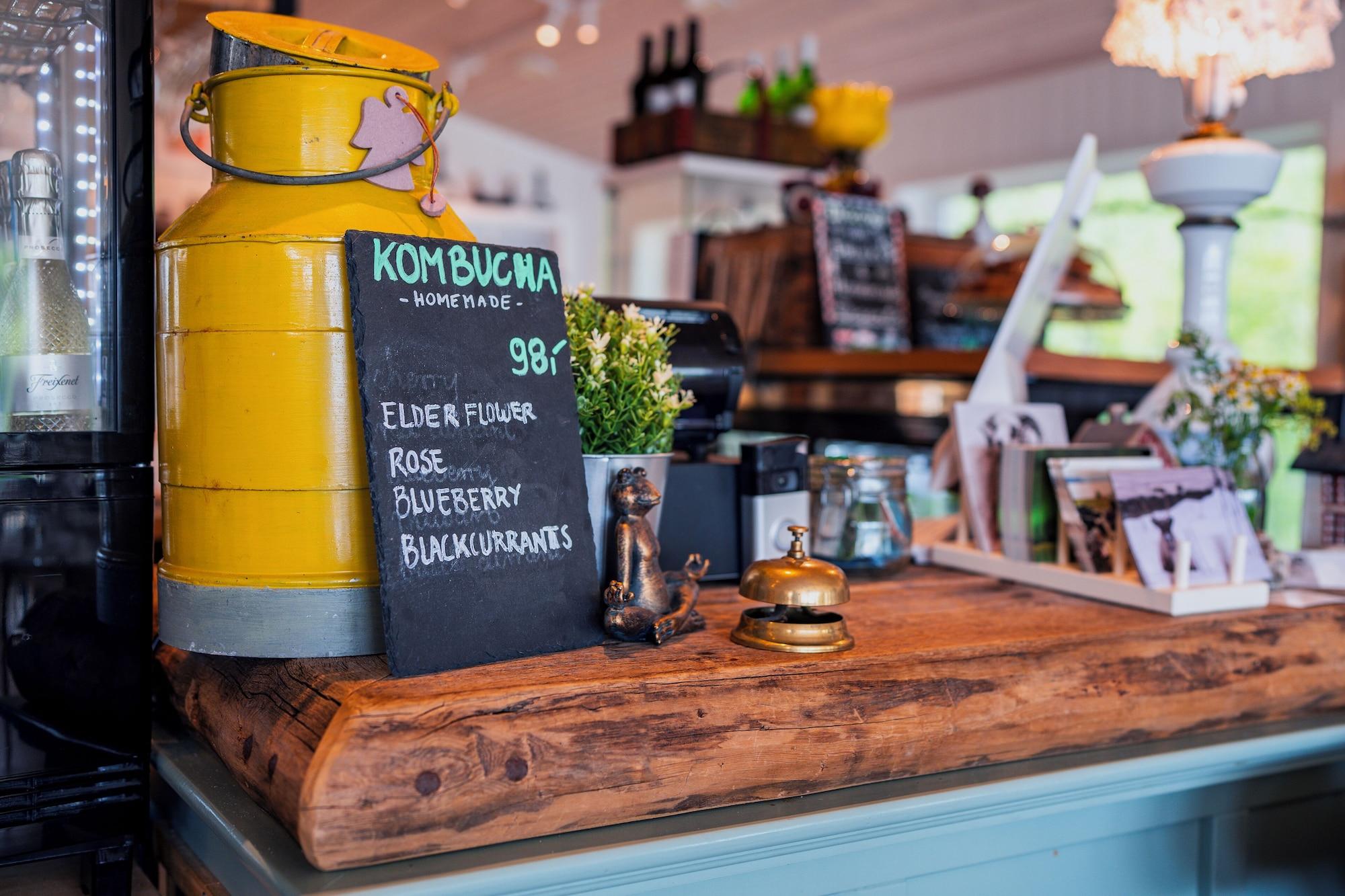 Vista Lobby Yggdrasil Farmhotel Retreat, Spa & Yoga