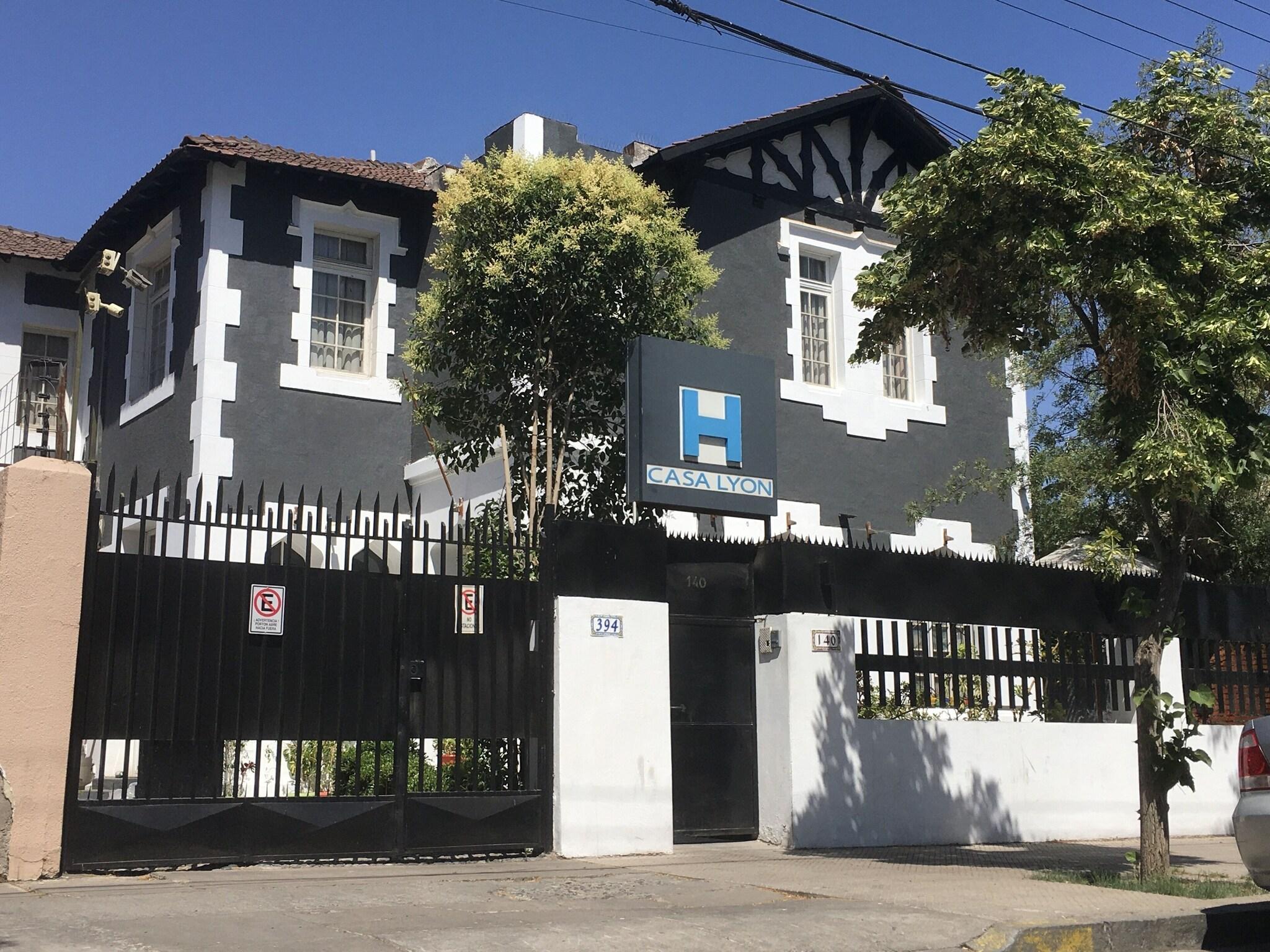 Vista Exterior Hotel Casa Lyon