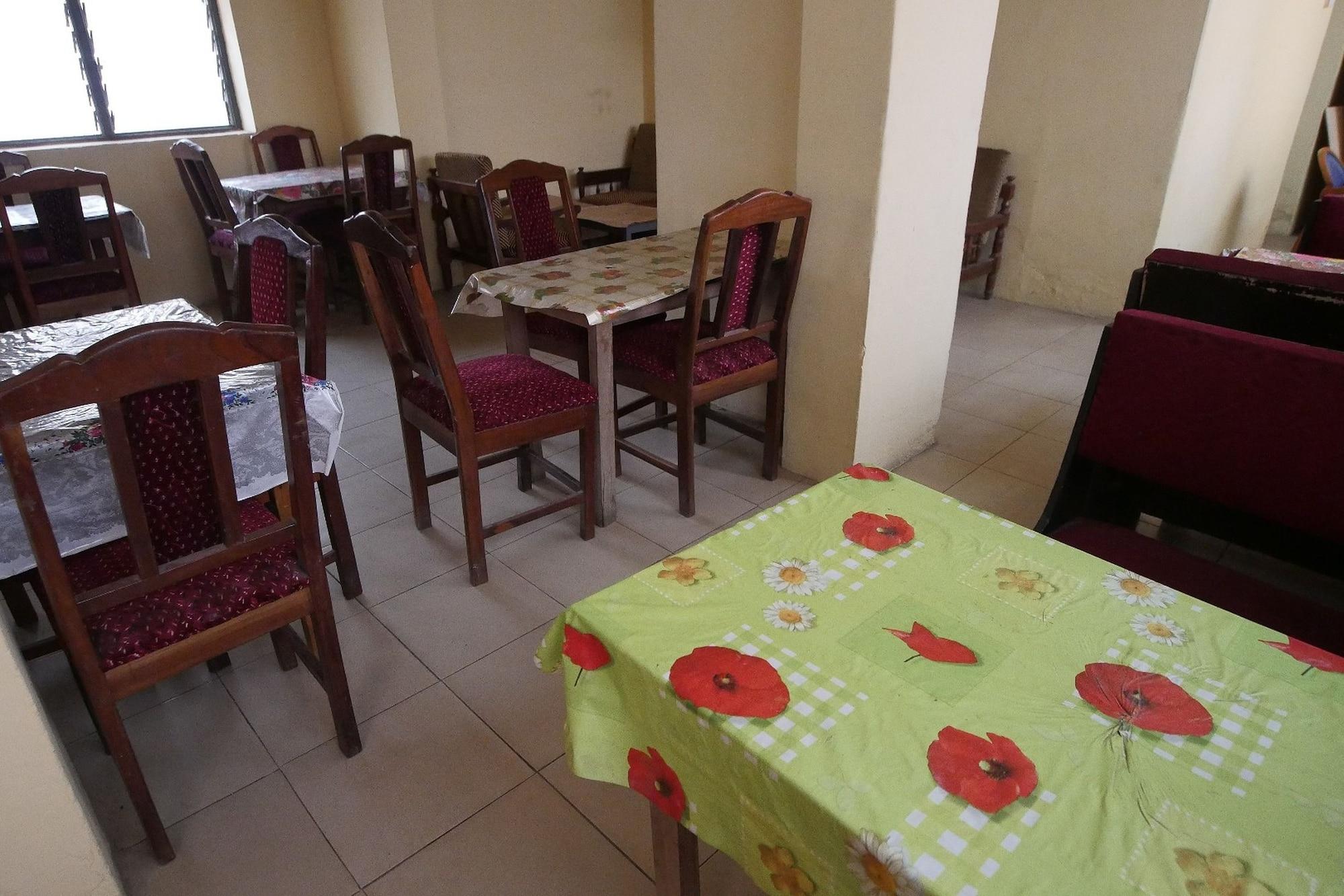 Restaurant St. Sam Hotel Kamusi