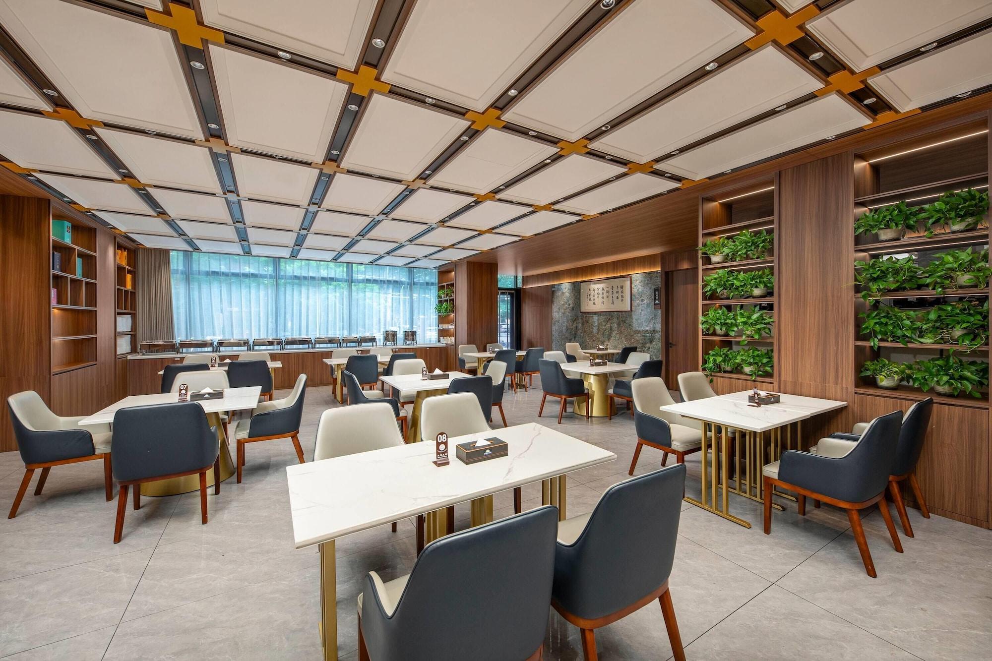 Restaurant Days Inn by Wyndham Beijing Chaoyang
