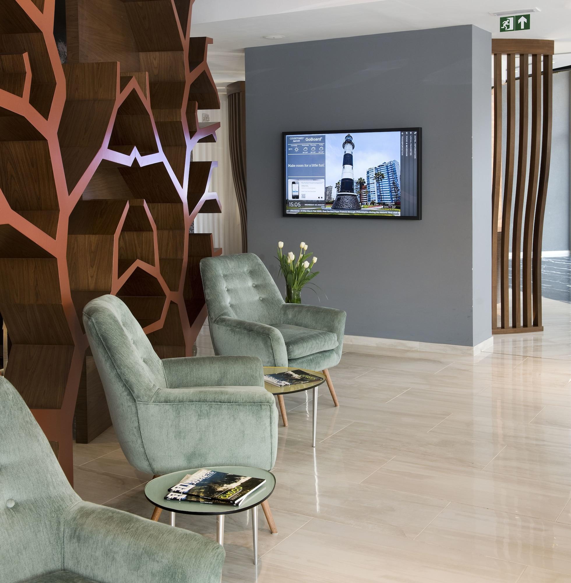 Vista Lobby Courtyard by Marriott Lima Miraflores