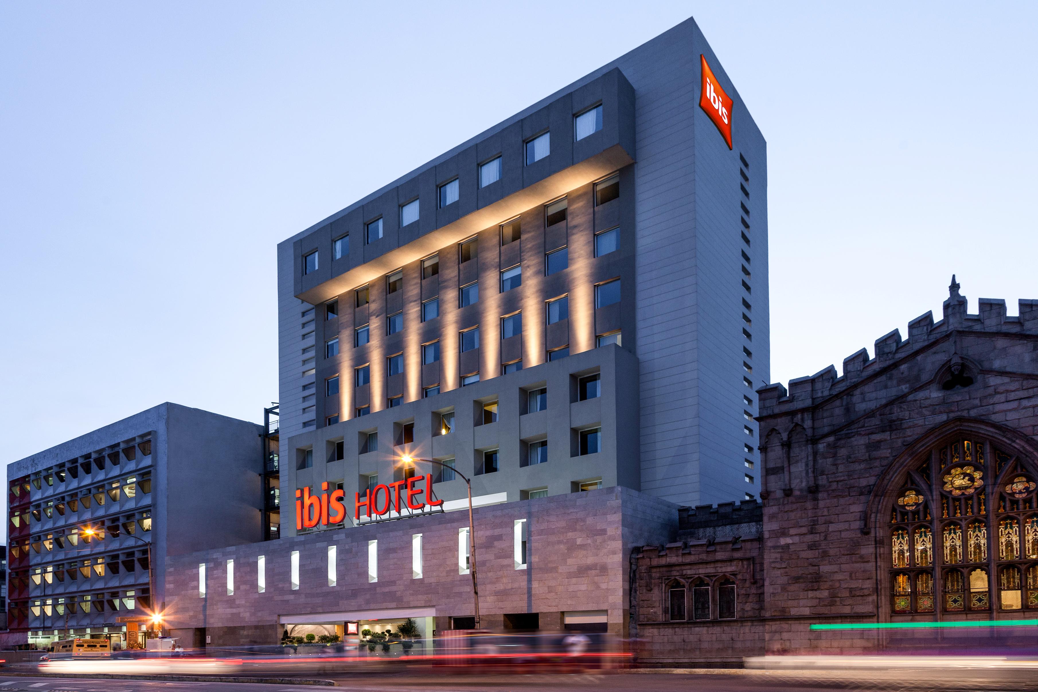 Vista Exterior ibis México Alameda
