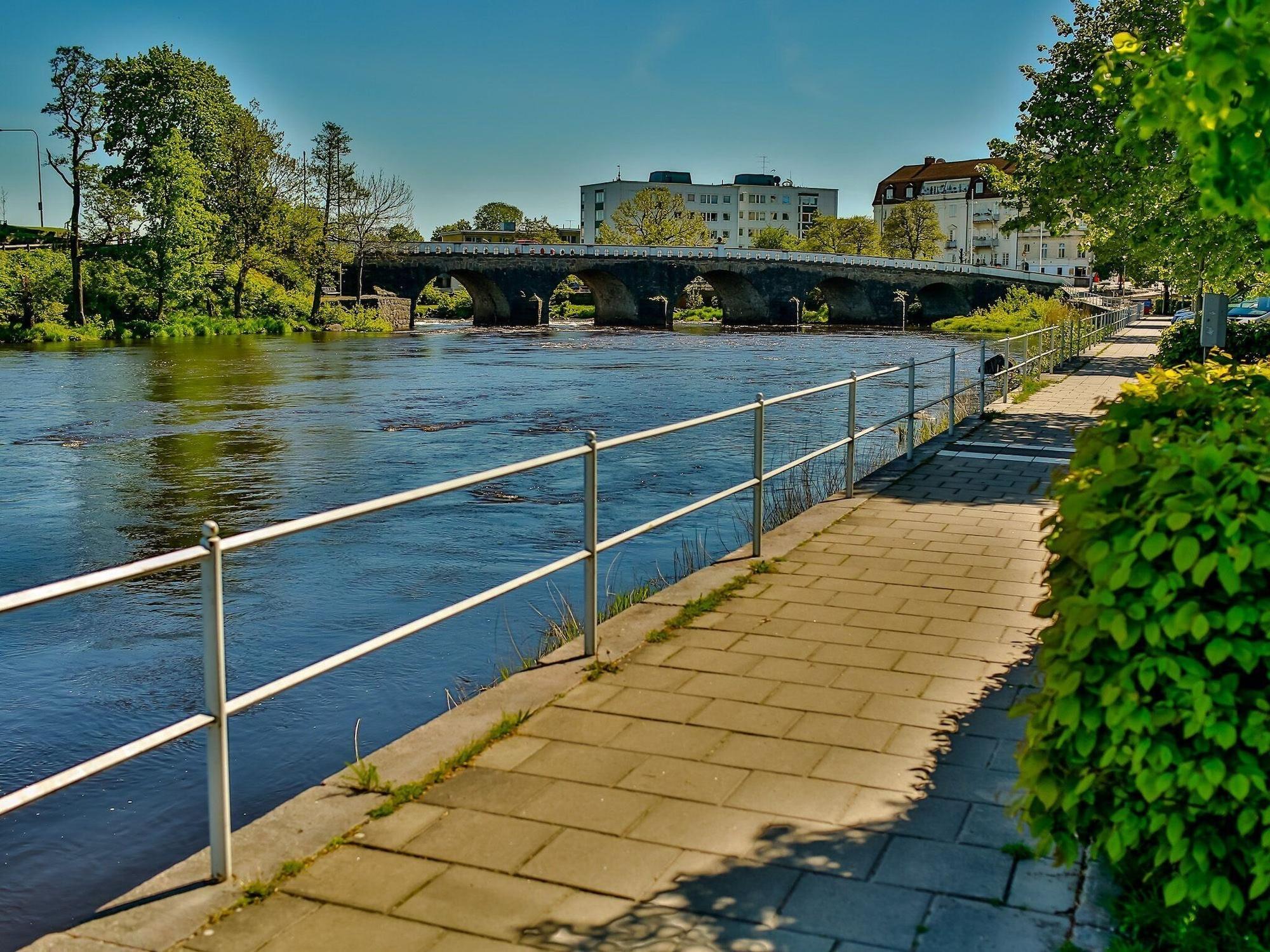 Vista Exterior Värdshuset Hwitan