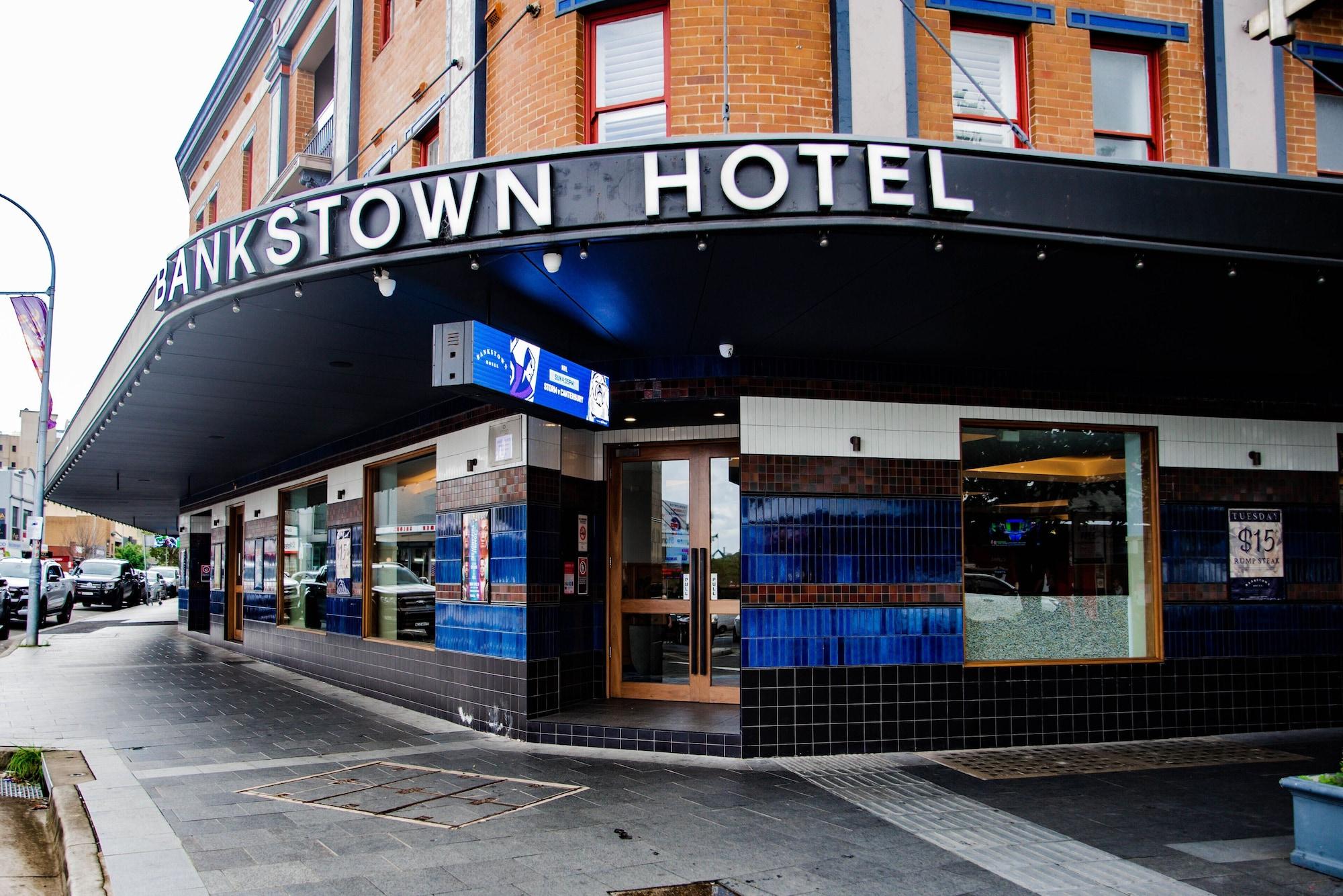 Vista Exterior Bankstown Hotel