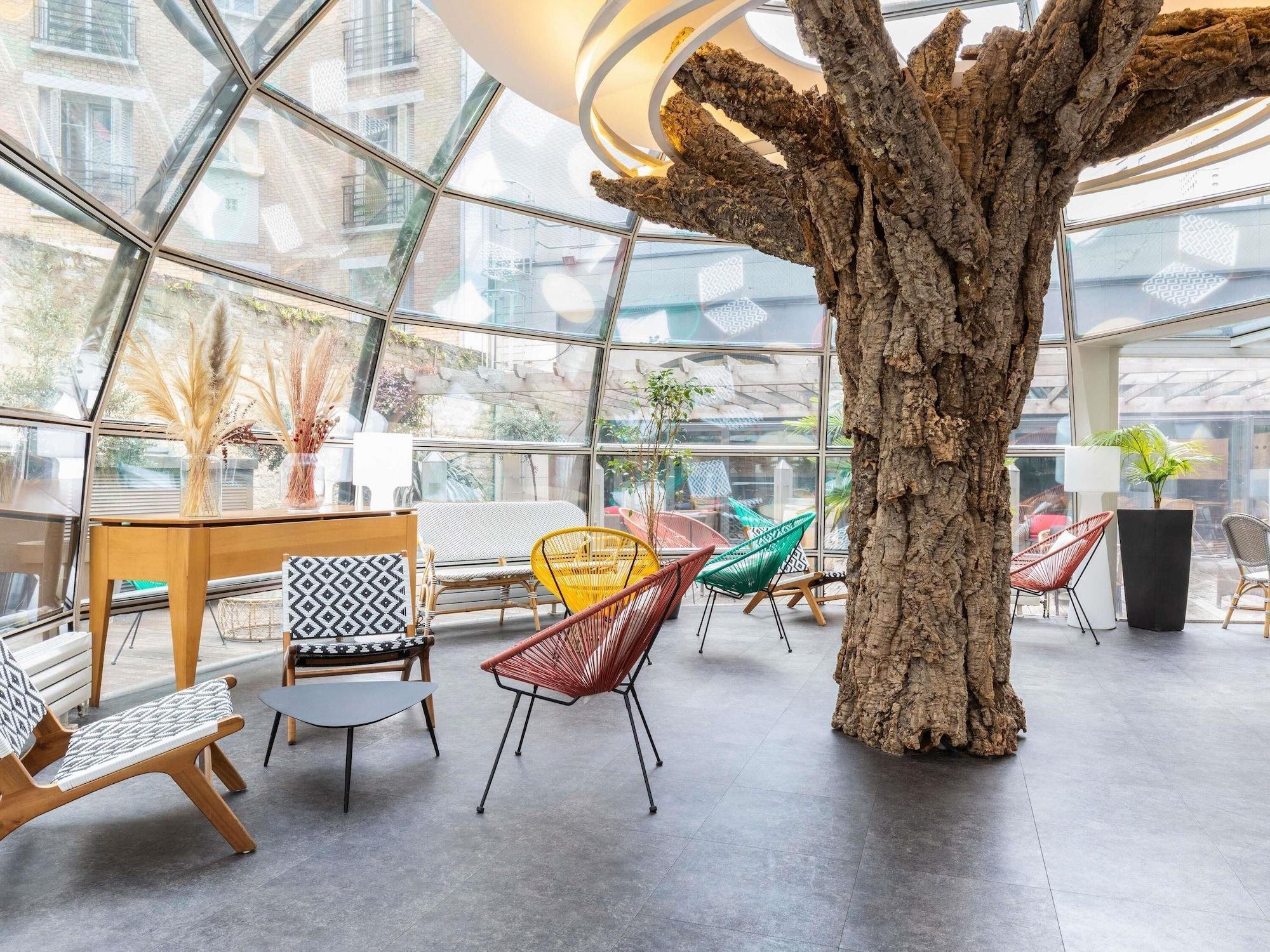 Vista Lobby ibis Paris Tour Eiffel Cambronne 15ème