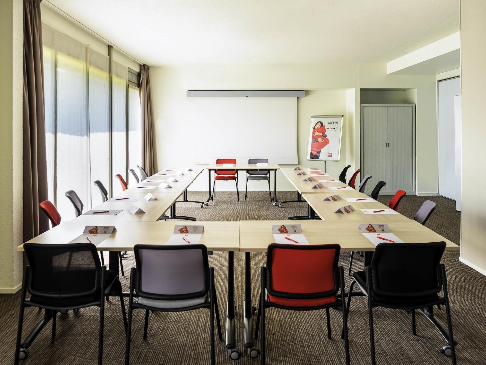 Sala de Reuniones ibis Marne La Vallee Emerainville