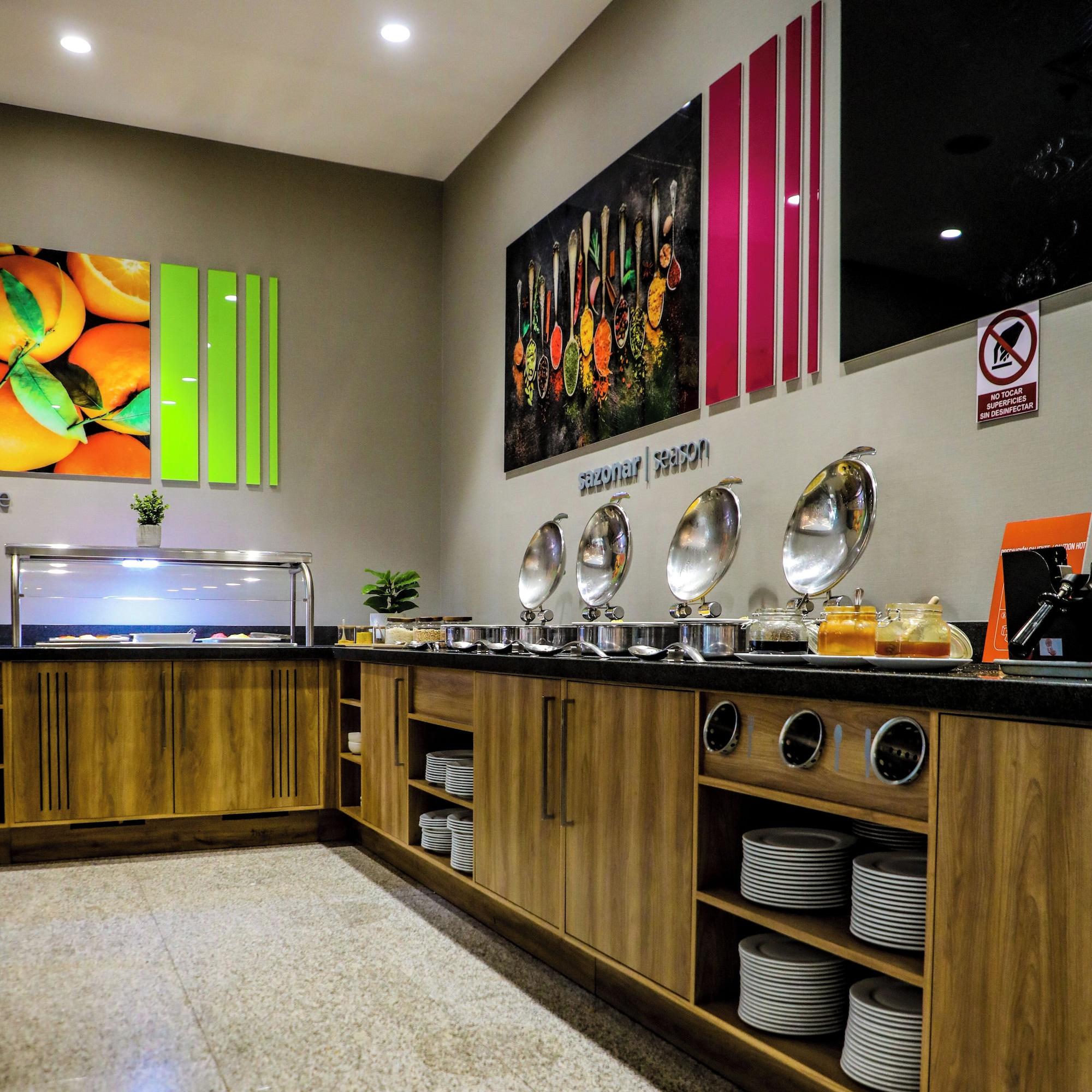 Restaurant Hampton by Hilton Aguascalientes Downtown