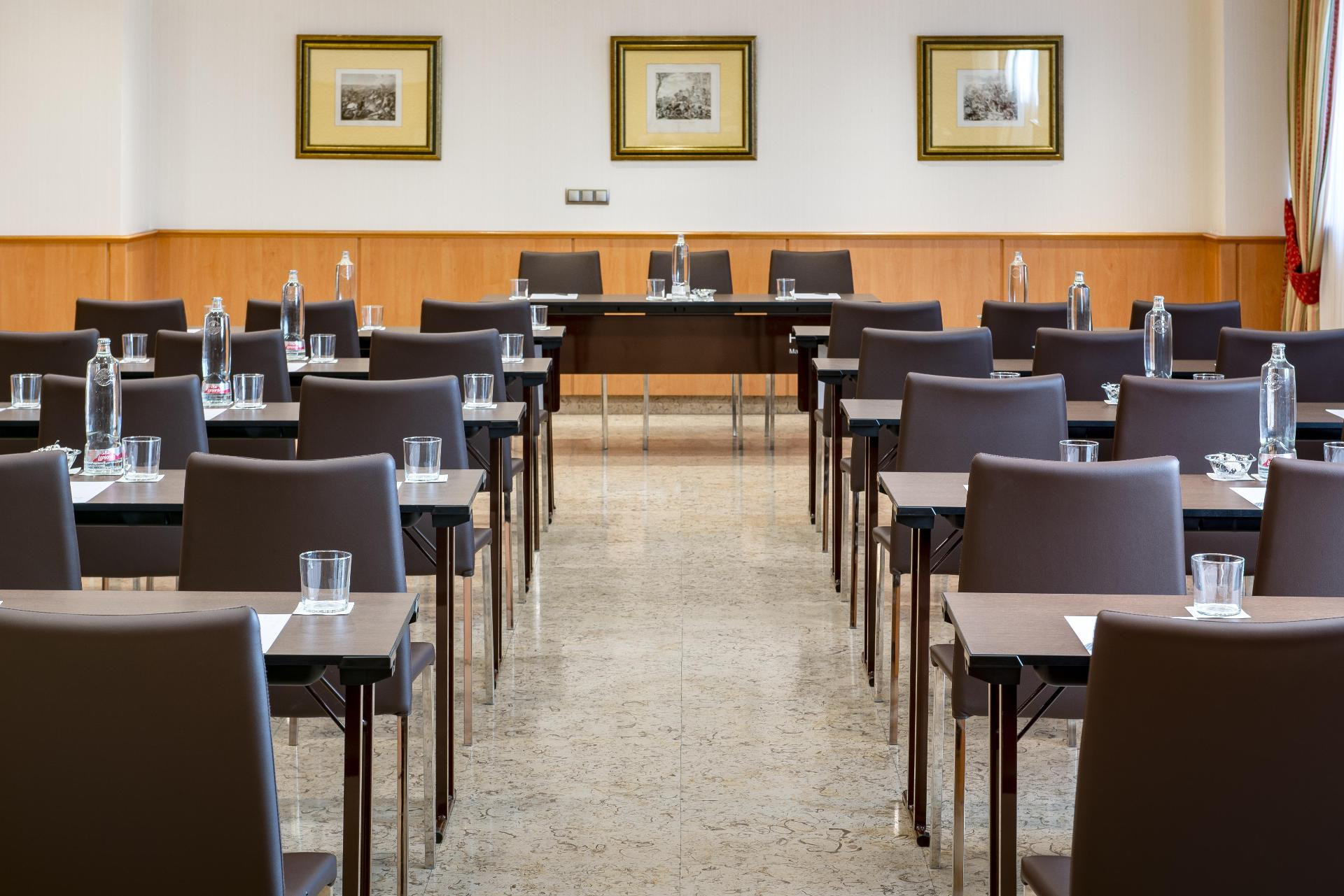 Sala de Reuniones Hotel Praga