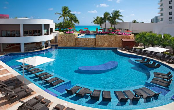 Krystal Grand Cancun - All Inclusive - Hoteles cerca de Playa Chac Mool en Cancún
