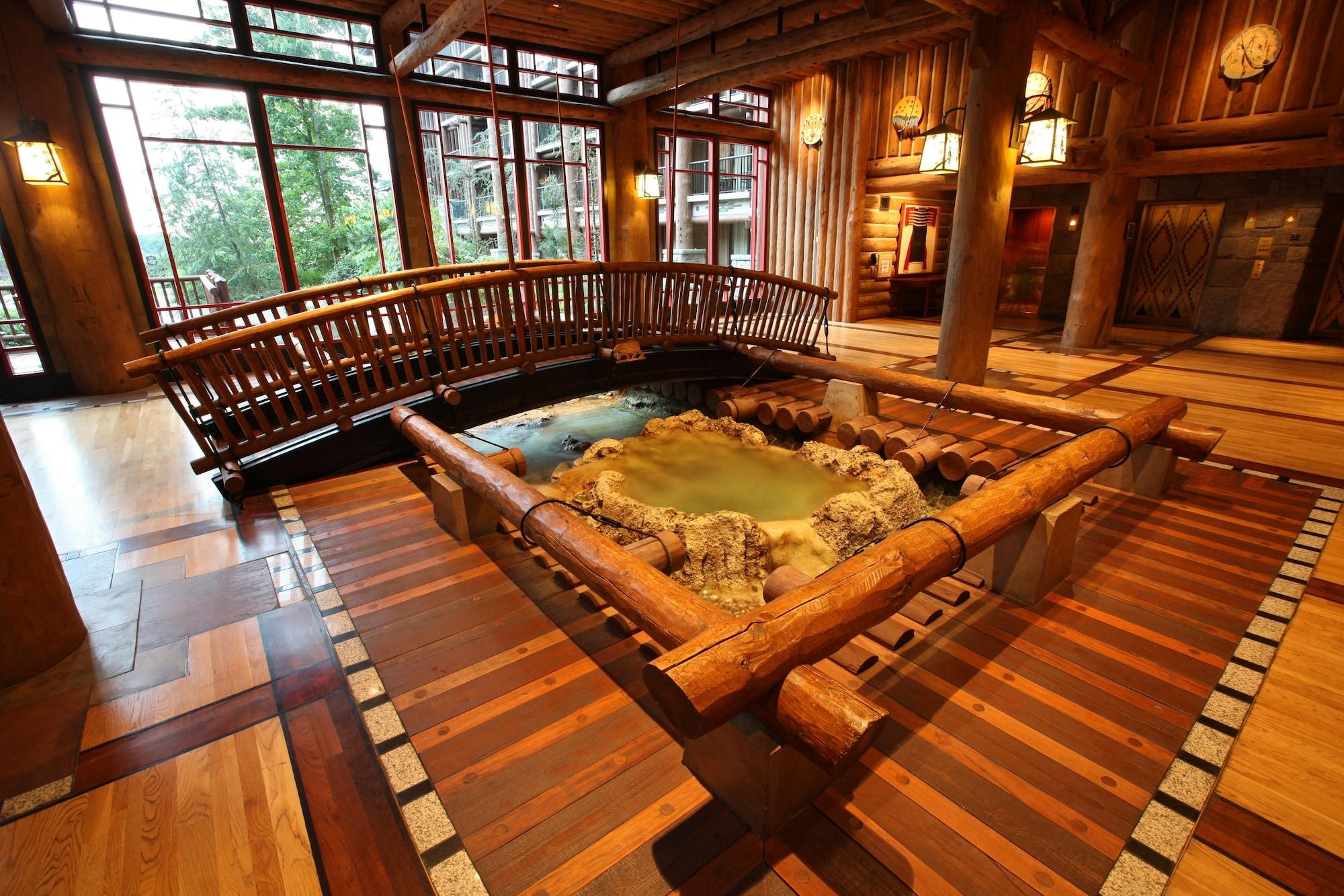 Vista Lobby Boulder Ridge Villas at Disney's Wilderness Lodge