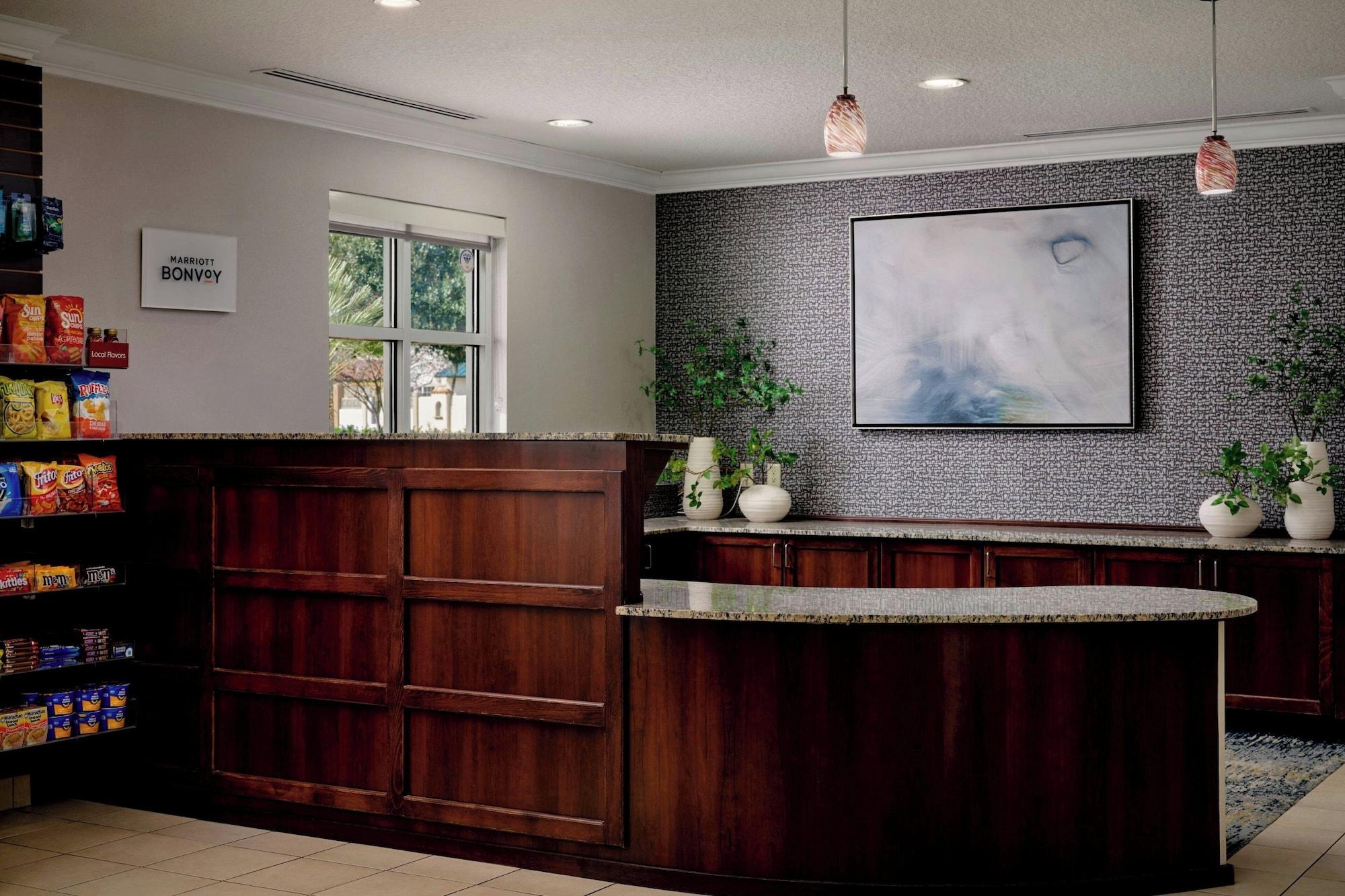 Vista Lobby TownePlace Suites by Marriott at The Villages