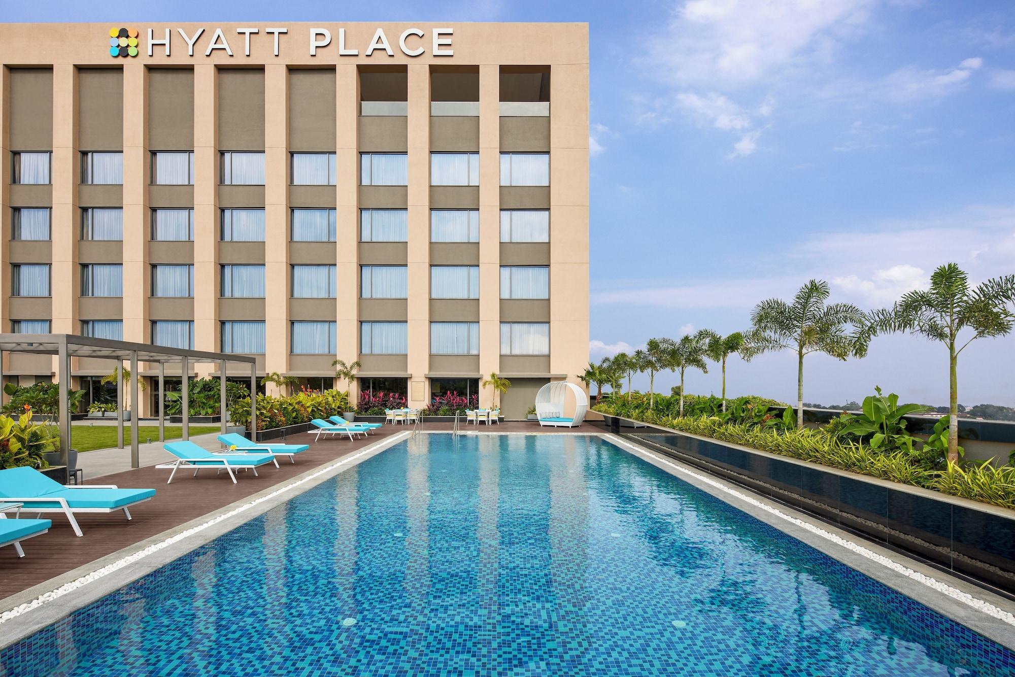Vista Piscina Hyatt Place Aurangabad Airport