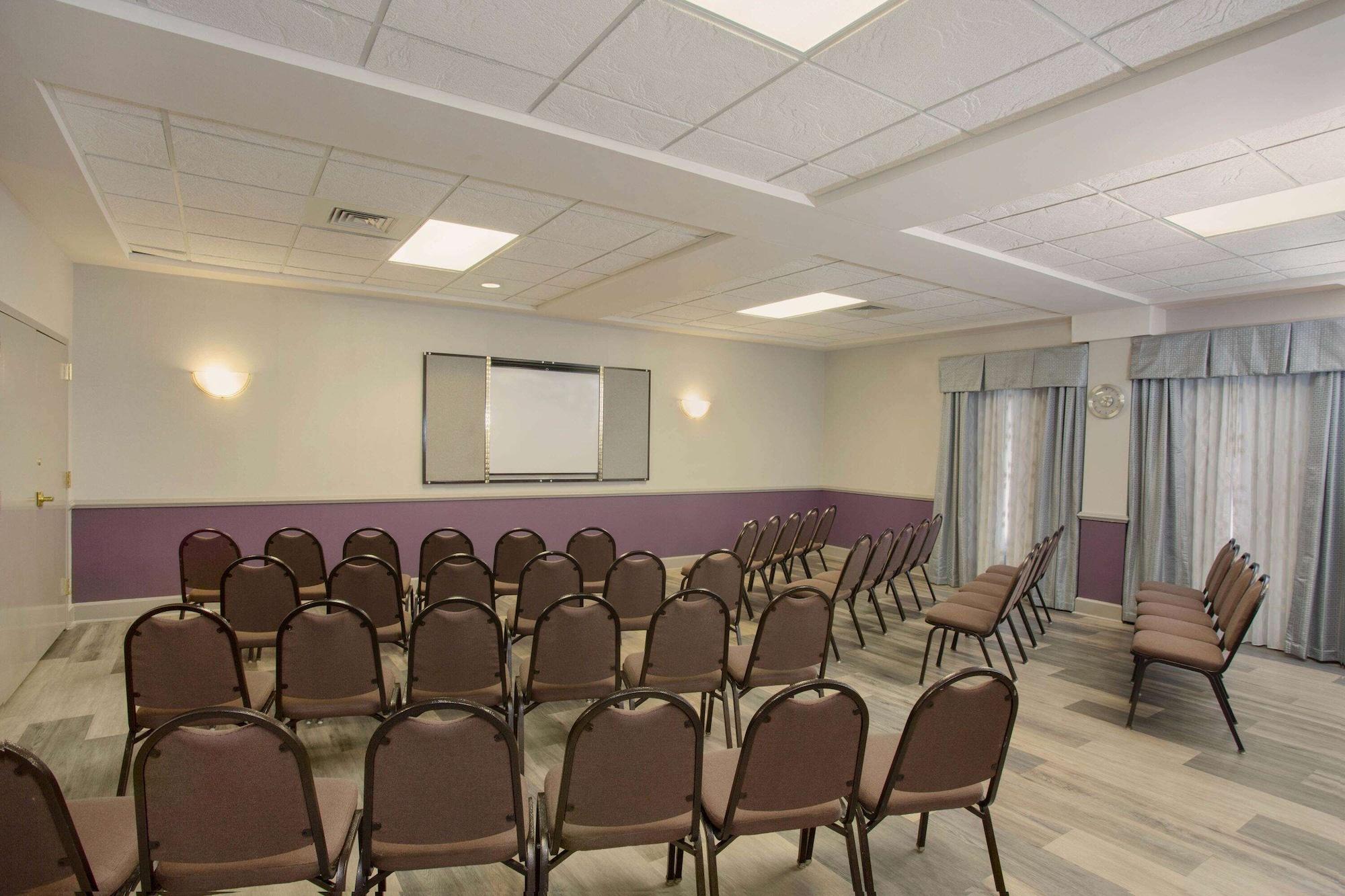 Sala de Reuniones La Quinta Inn & Suites by Wyndham Mobile - Daphne