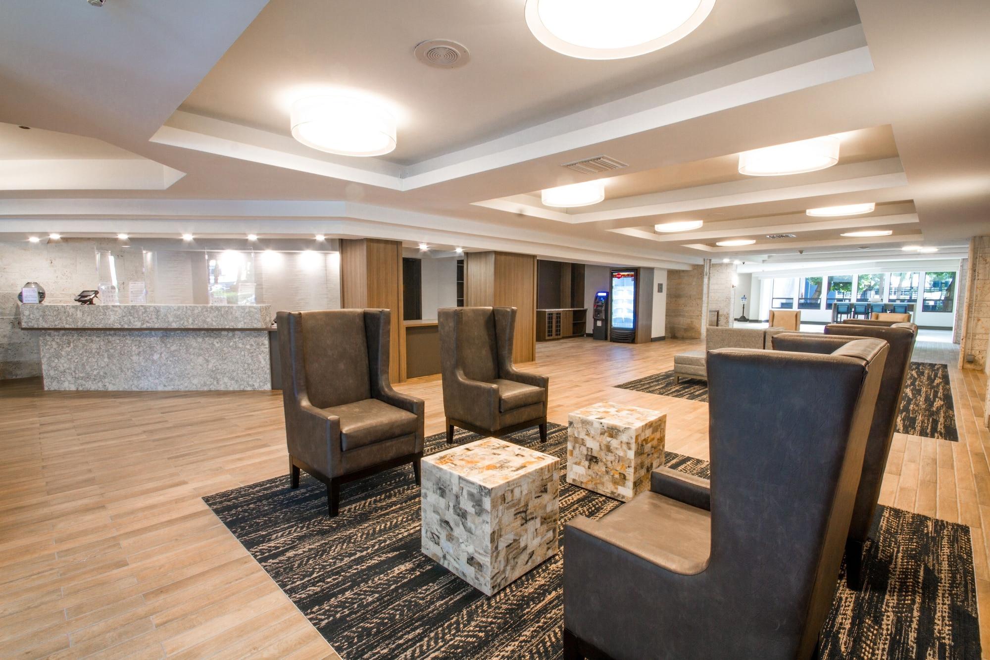 Vista Lobby Comfort Inn & Suites Downtown Brickell - Port of Miami