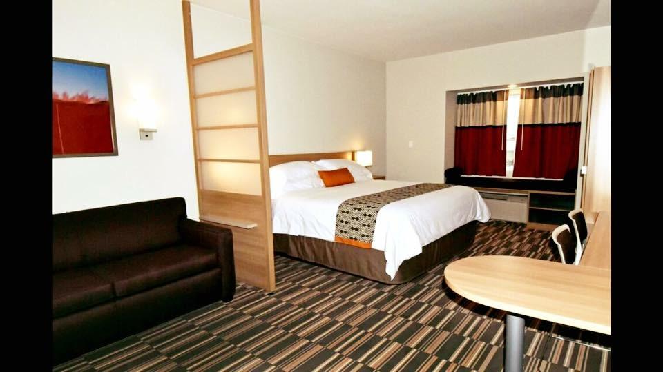 Suite Microtel Inn and Suites Cuauhtemoc