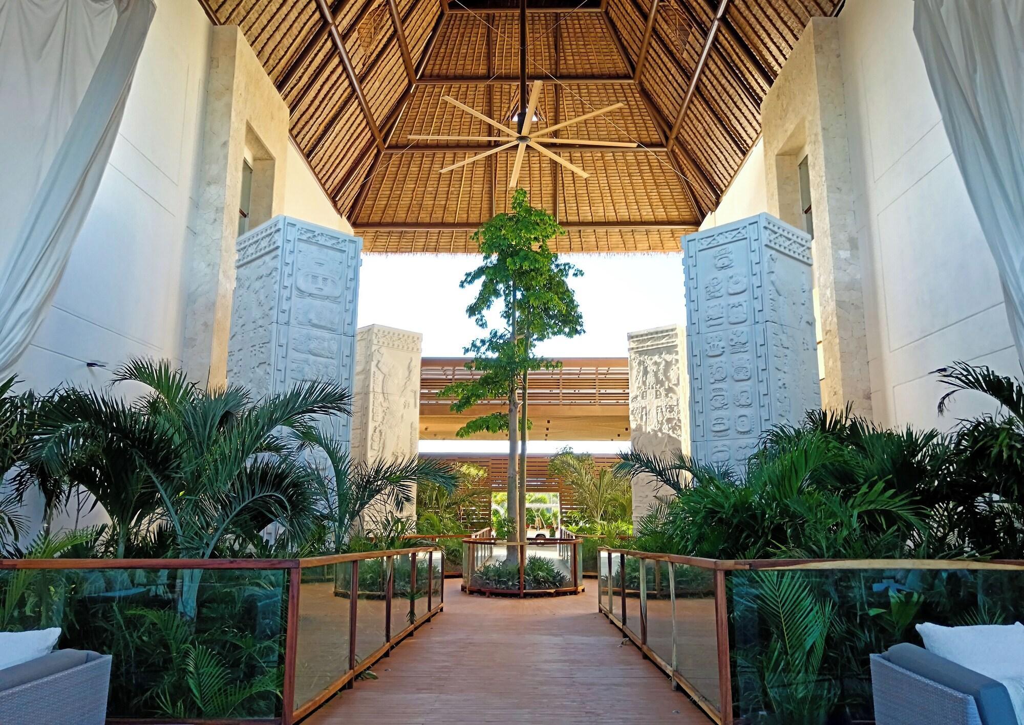 Vista Lobby Hotel Mundo Maya Chichén Itzá