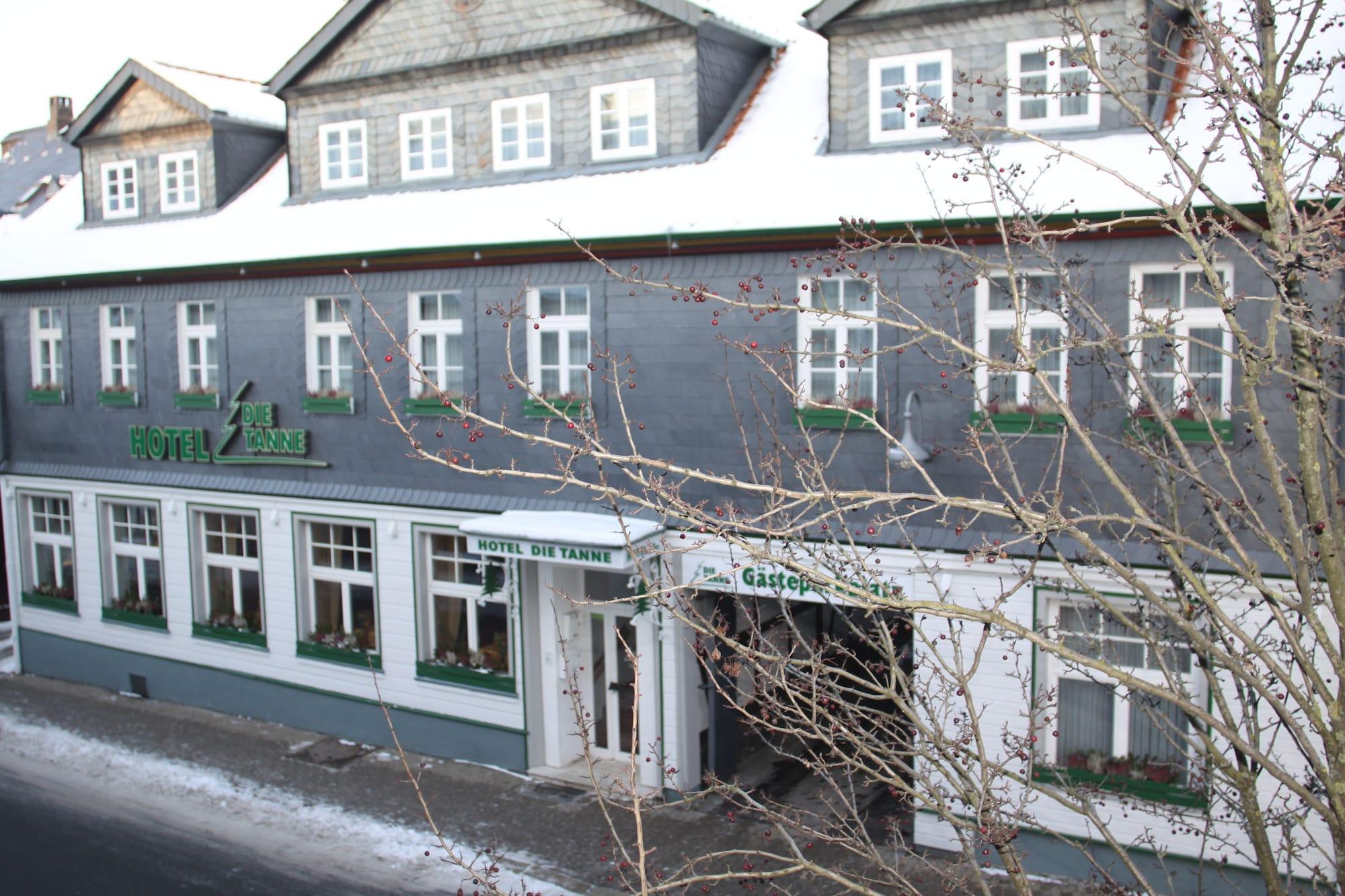 Vista Exterior Hotel Die Tanne