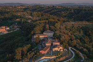 Alojamiento - Borgo Di Colleoli Resort