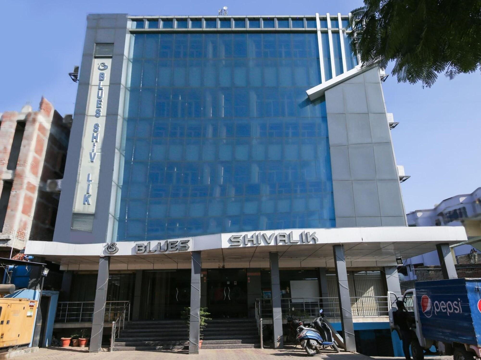 Vista Exterior Hotel Blues Shivalik