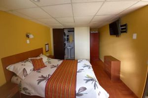 Alojamiento - Hotel Las Lomas