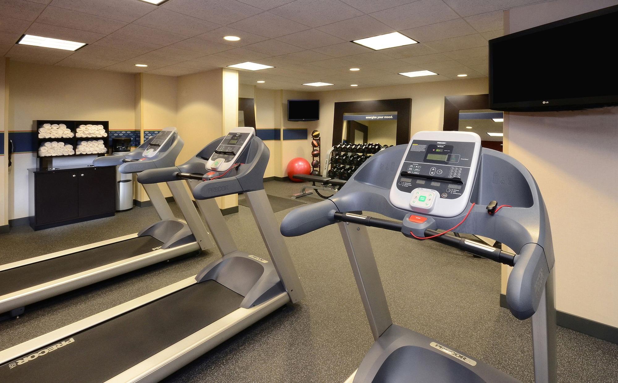 Gimnasio Hampton Inn Charlotte North / Lake Norman