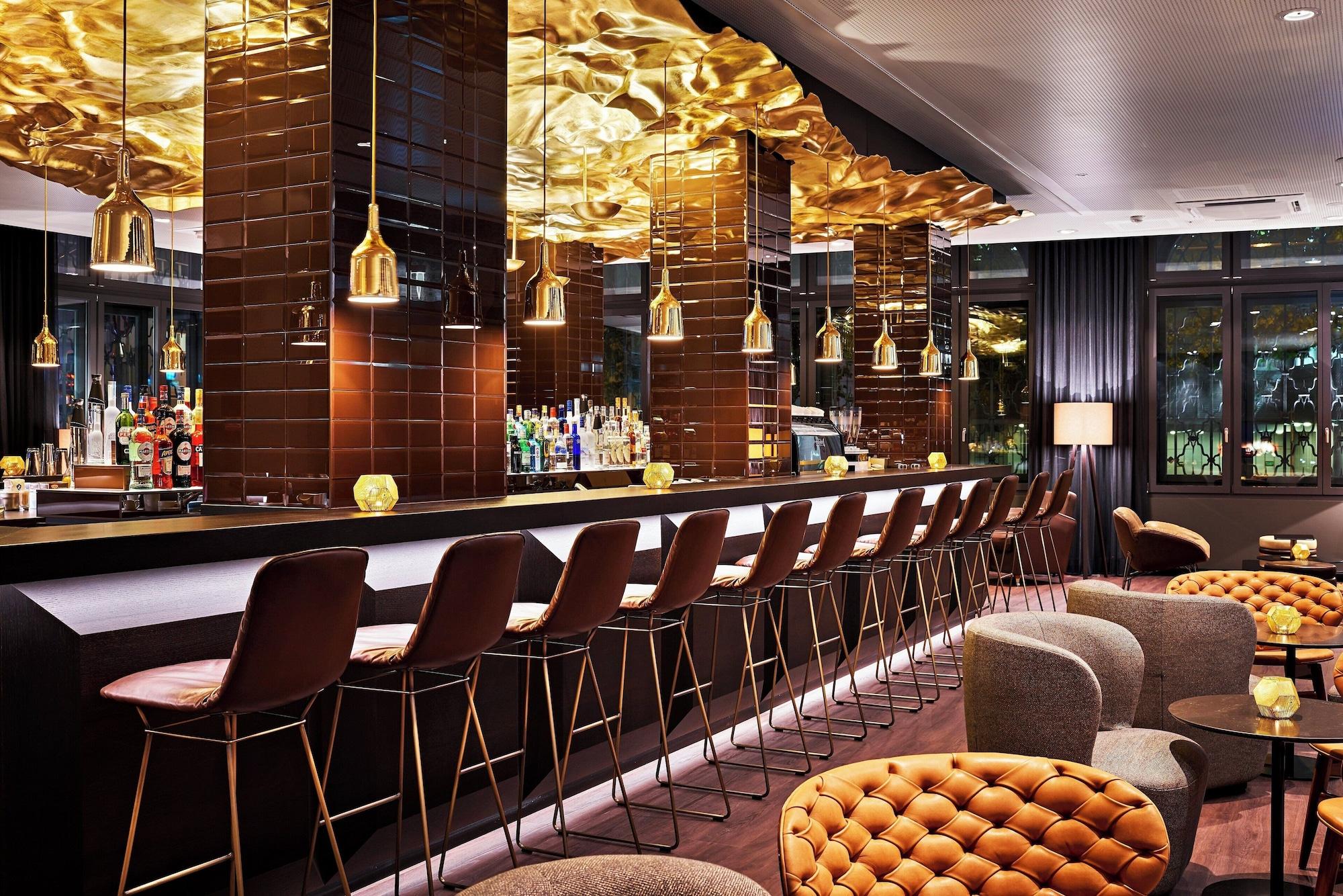 Bar/Salón Motel One Zürich