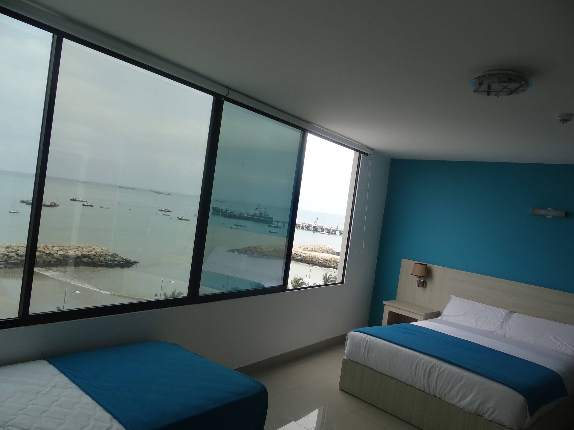 Comodidades del Alojamiento Hotel Punta del Mar