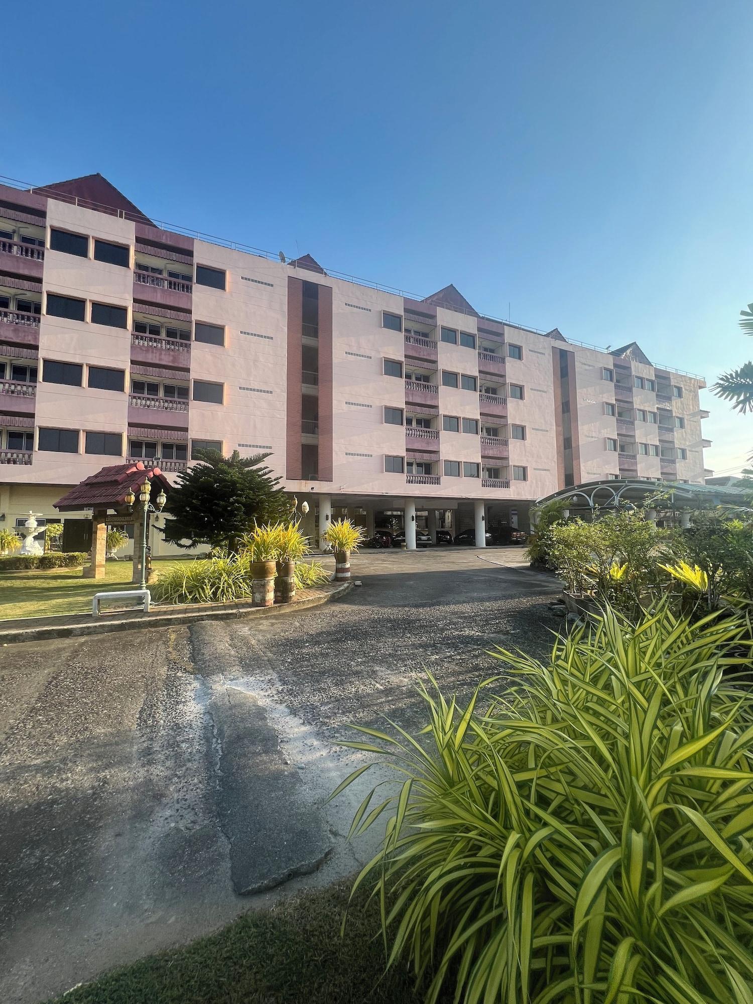 Vista Exterior Muang Thong Family Suite Hat Yai