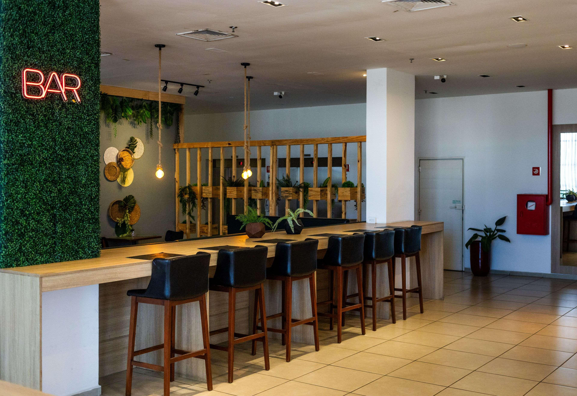 Bar/Salón Tulip Inn Campos de Goytacazes