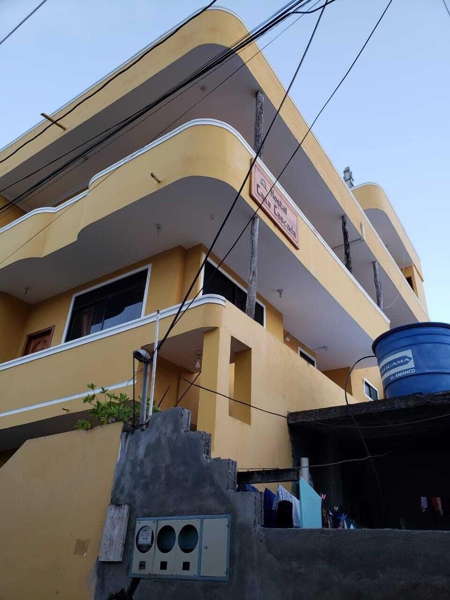 Vista Exterior Hostal Casa Cascada