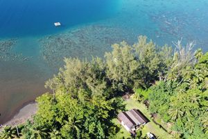 Alquiler Vacacional - Teahupoo: beachfront, the lagoon and the wave, at the foot of the mountains !
