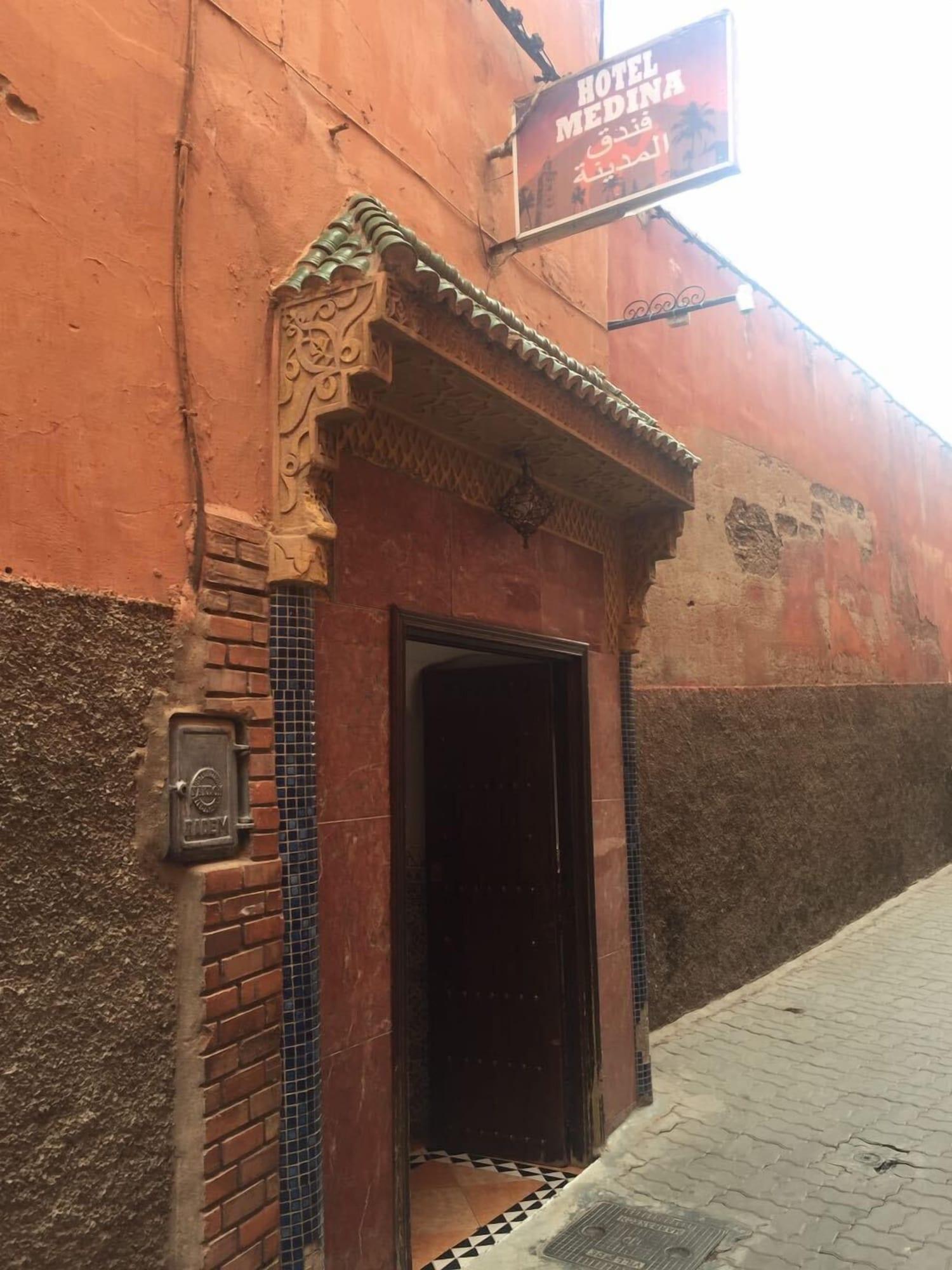 Vista Exterior Hotel Medina