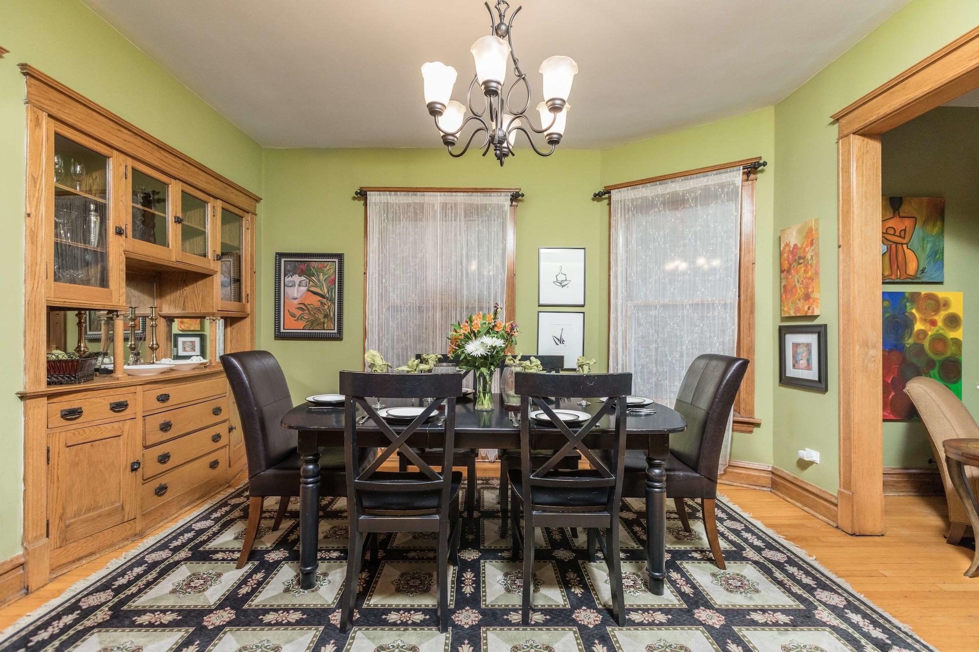 Varios Chicago Guest House Wrigleyville