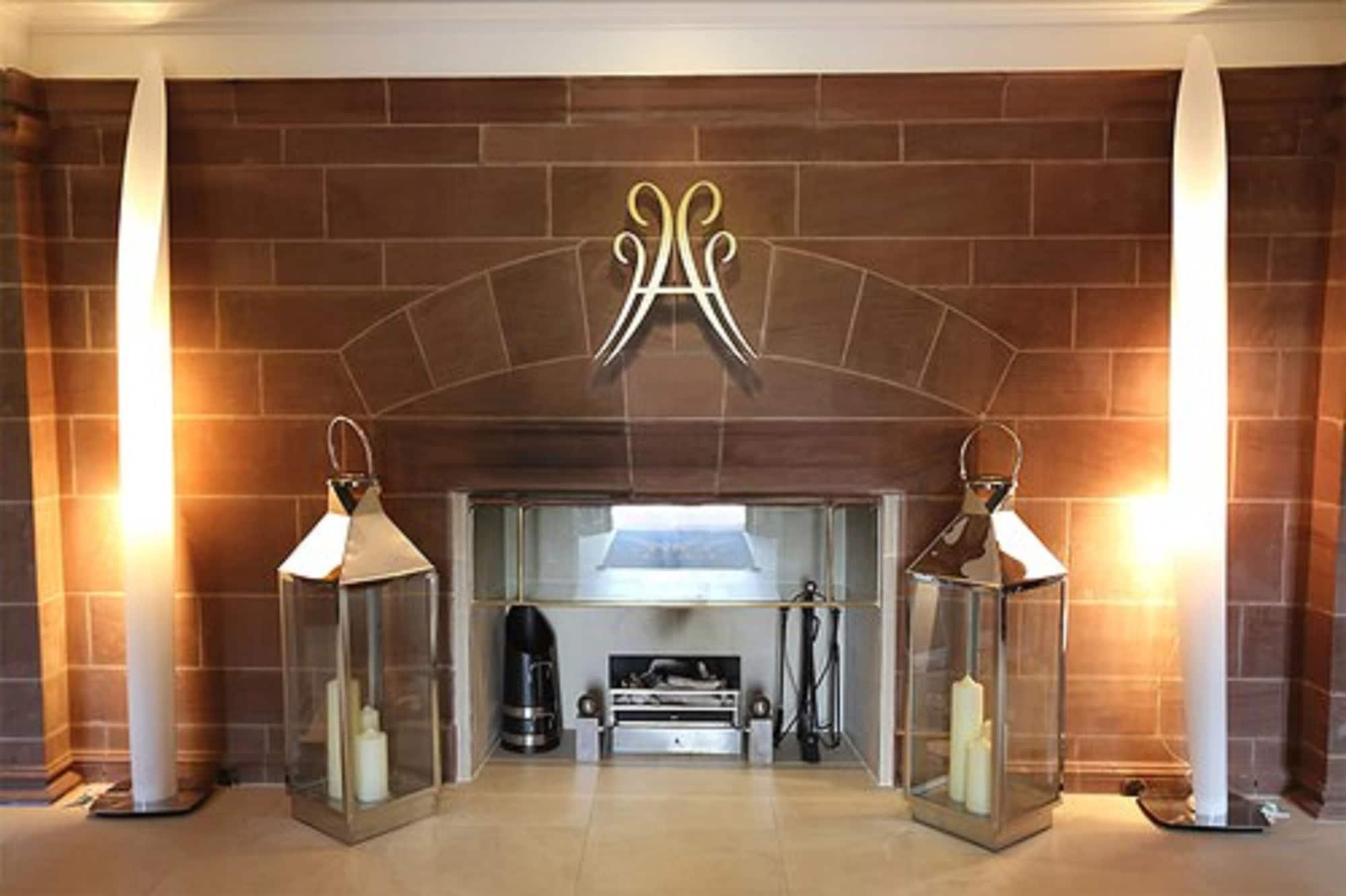 Vista Lobby Abbey House Hotel