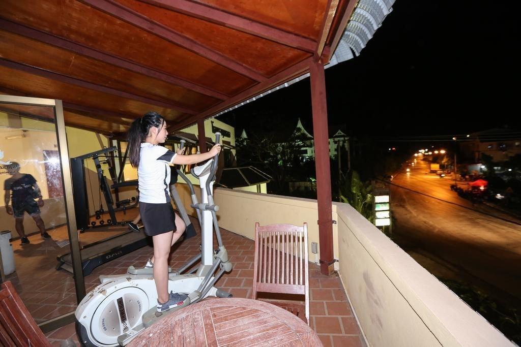 Gimnasio Charming Lao Hotel
