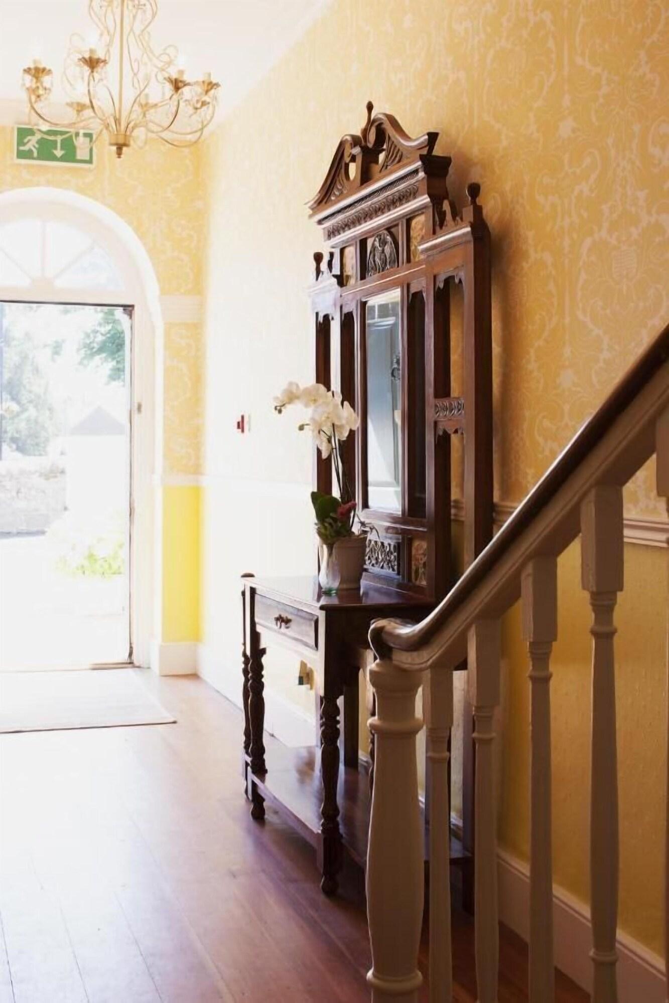 Vista Lobby The Townhouse Strand