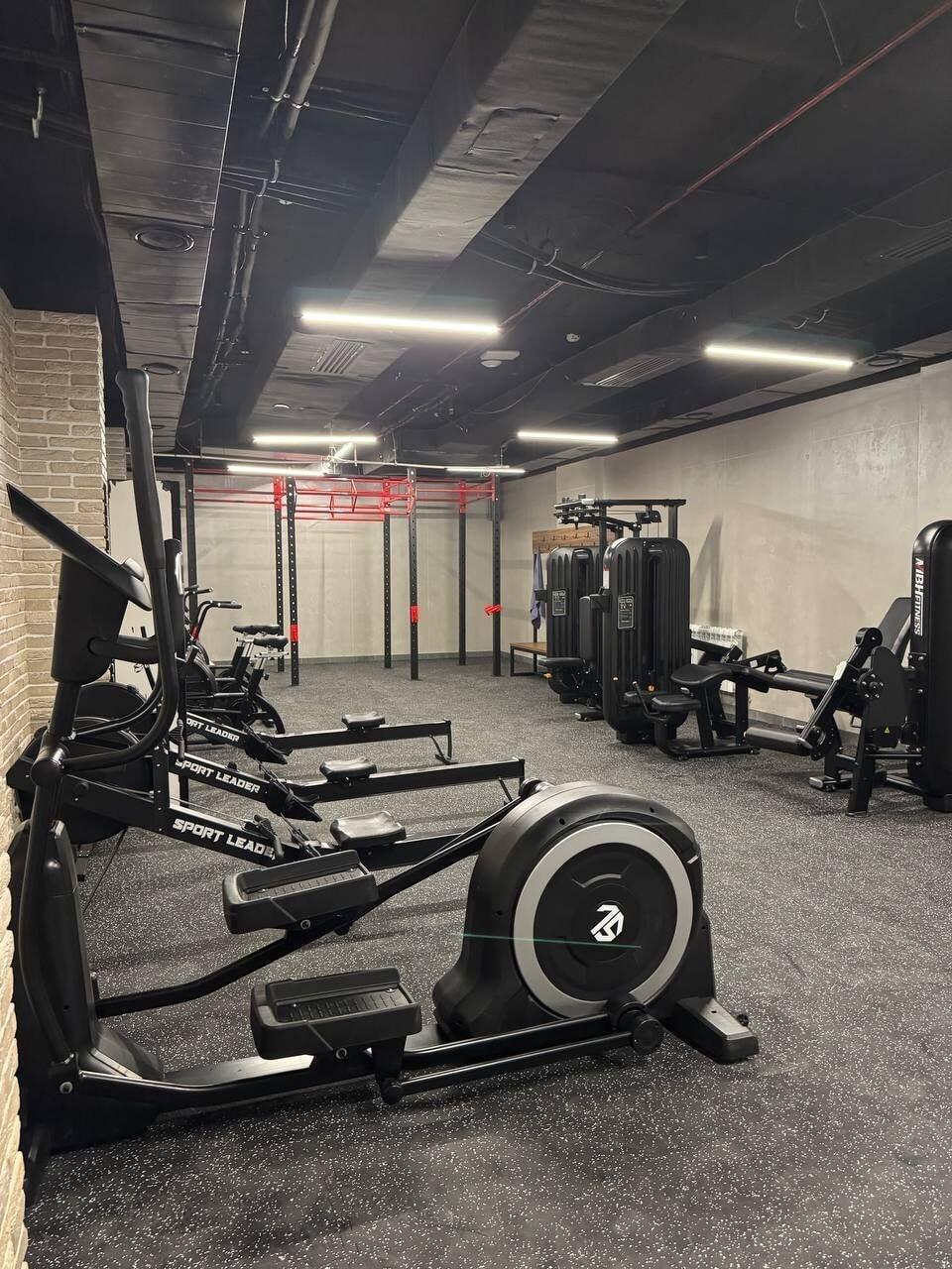 Gimnasio Afrosiyob Regency Hotel