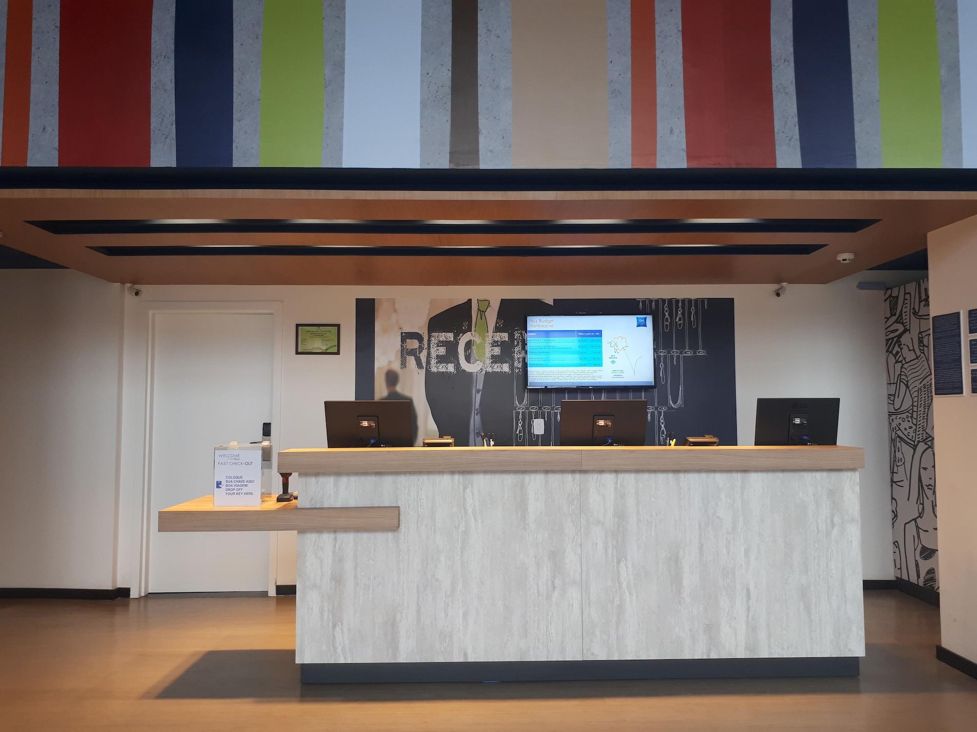 Vista Lobby ibis budget Barbacena