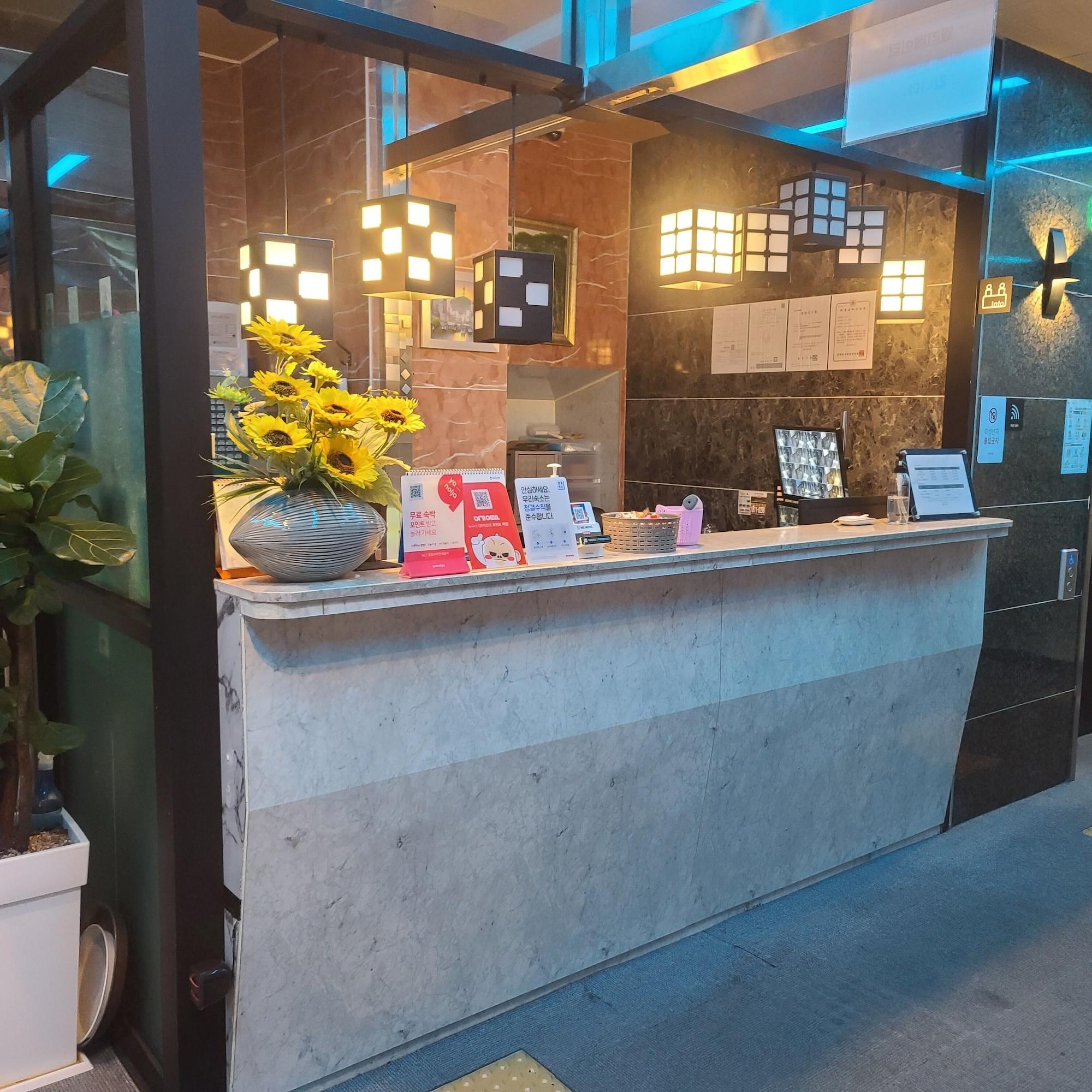 Vista Lobby MG Hotel Jonggak