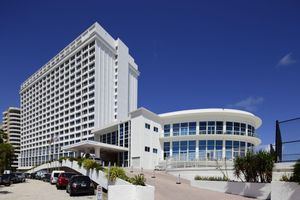 Paquete - New Point Miami Beach Apartments