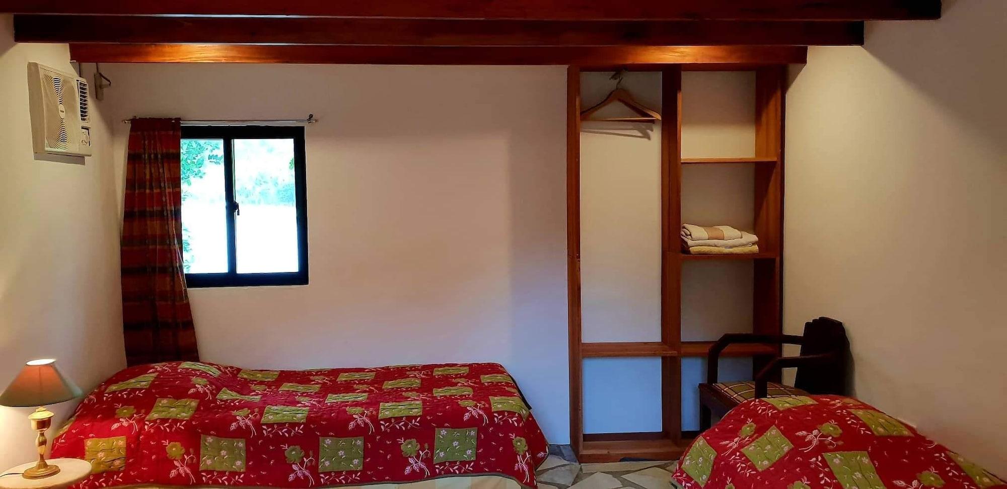 Habitación Coral Canyon Romblon - Hostel