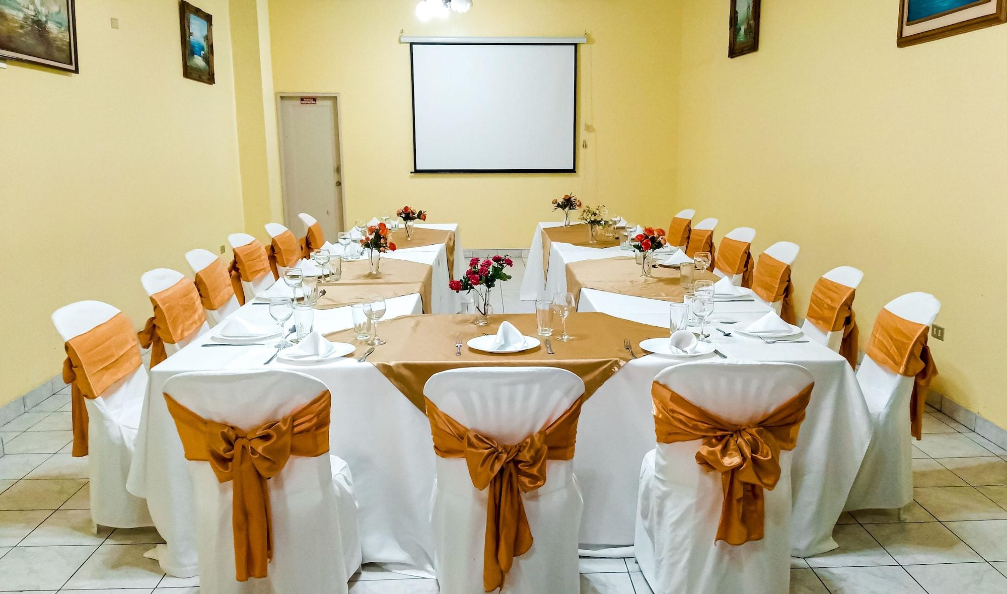 Sala de Reuniones Hotel Suites Costa de Oro