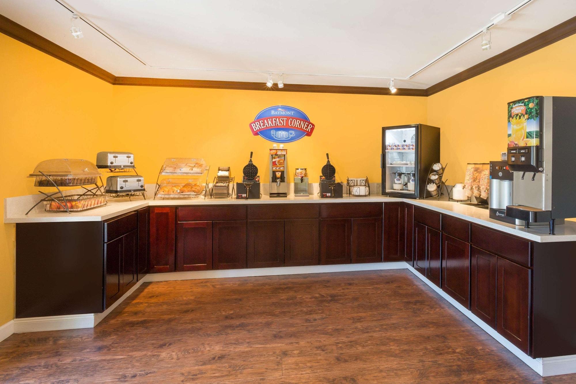 Restaurant Baymont by Wyndham Modesto Salida