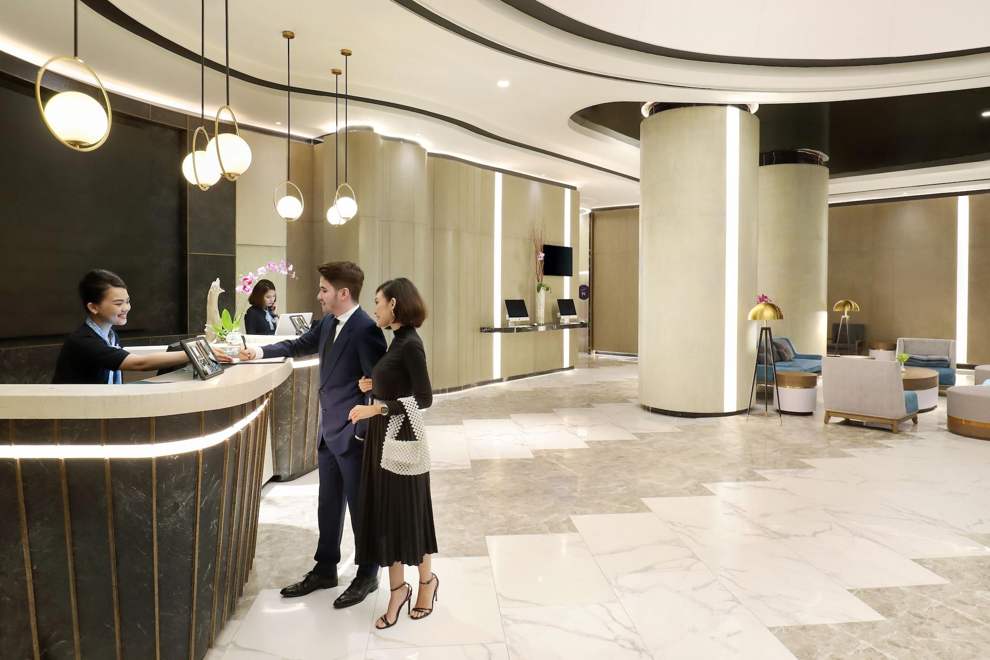 Vista Lobby Novotel Suites Yogyakarta Malioboro