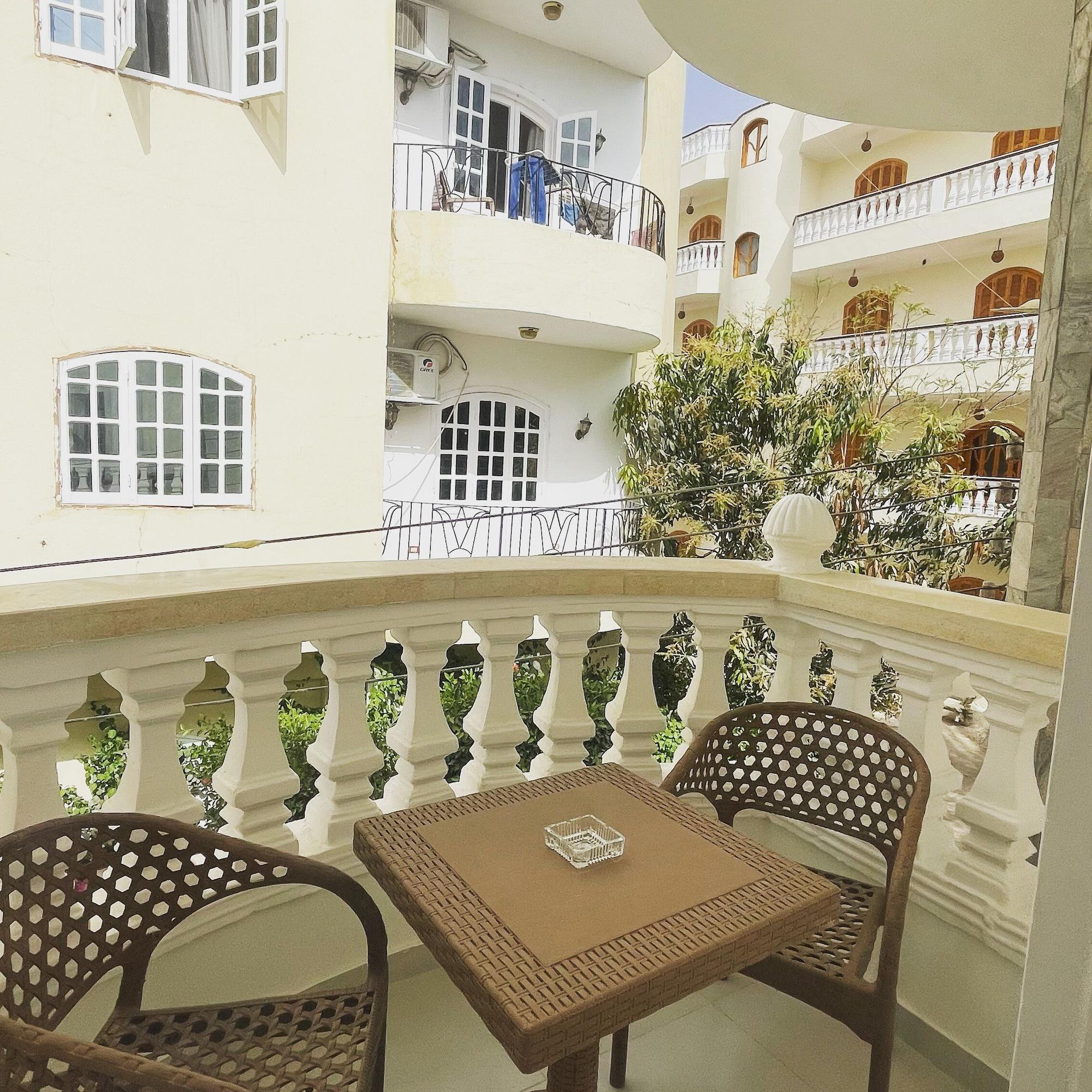 Equipamiento de Habitación Moon House of Luxor